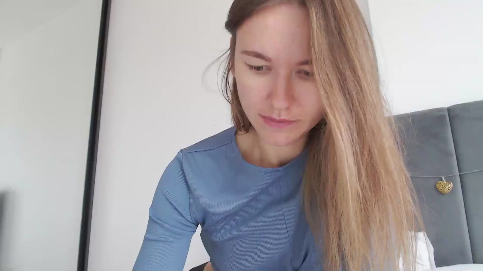 Gallery image thumbnail from DreamyK's myfreecams stream on, 11/10/2025, 13:38 image 15 of 20