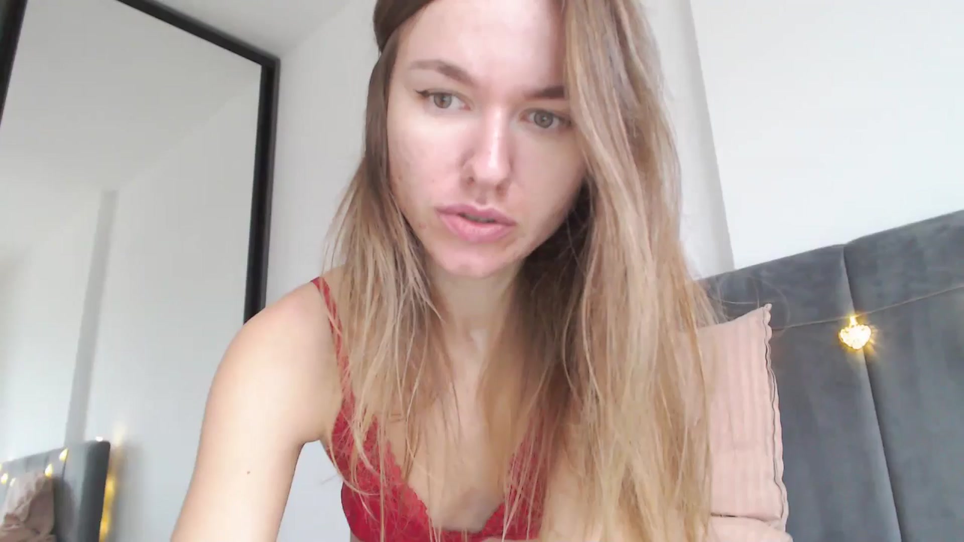 Gallery image thumbnail from DreamyK's myfreecams stream on, 11/19/2025, 13:59 image 1 of 20