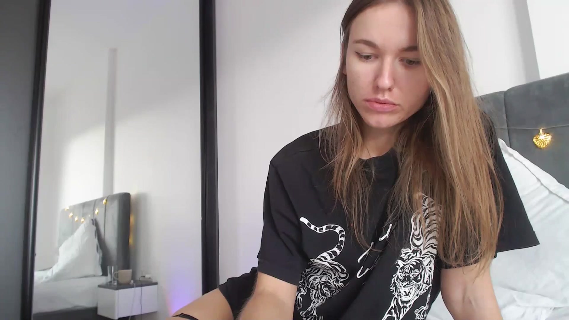 Gallery image thumbnail from DreamyK's myfreecams stream on, 11/23/2025, 13:09 image 11 of 20
