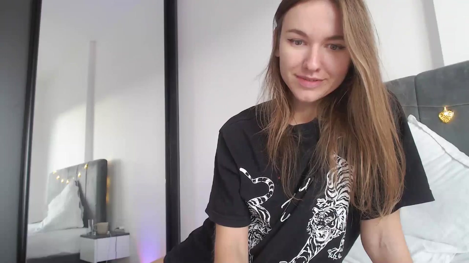 Gallery image thumbnail from DreamyK's myfreecams stream on, 11/23/2025, 13:09 image 10 of 20
