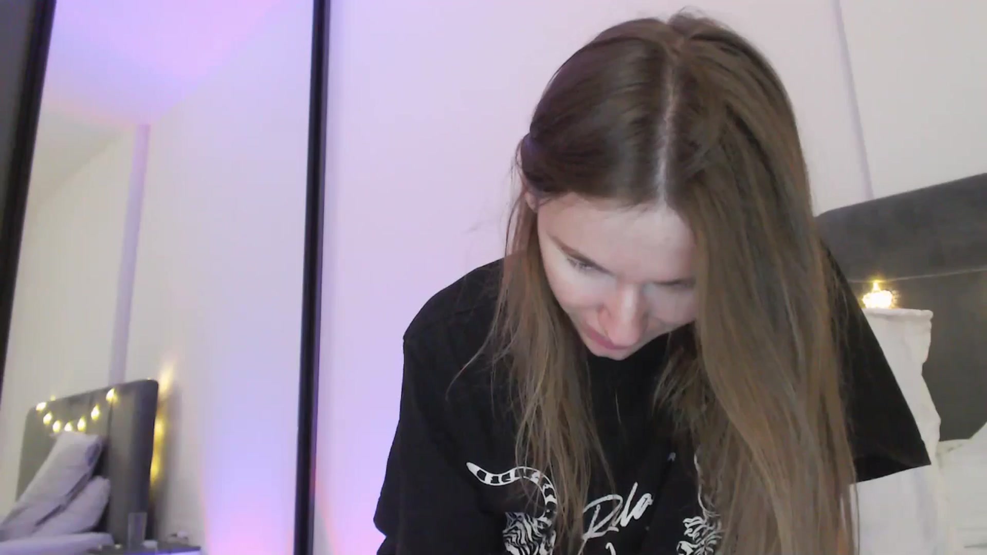 Gallery image thumbnail from DreamyK's myfreecams stream on, 11/23/2025, 15:33 image 10 of 20