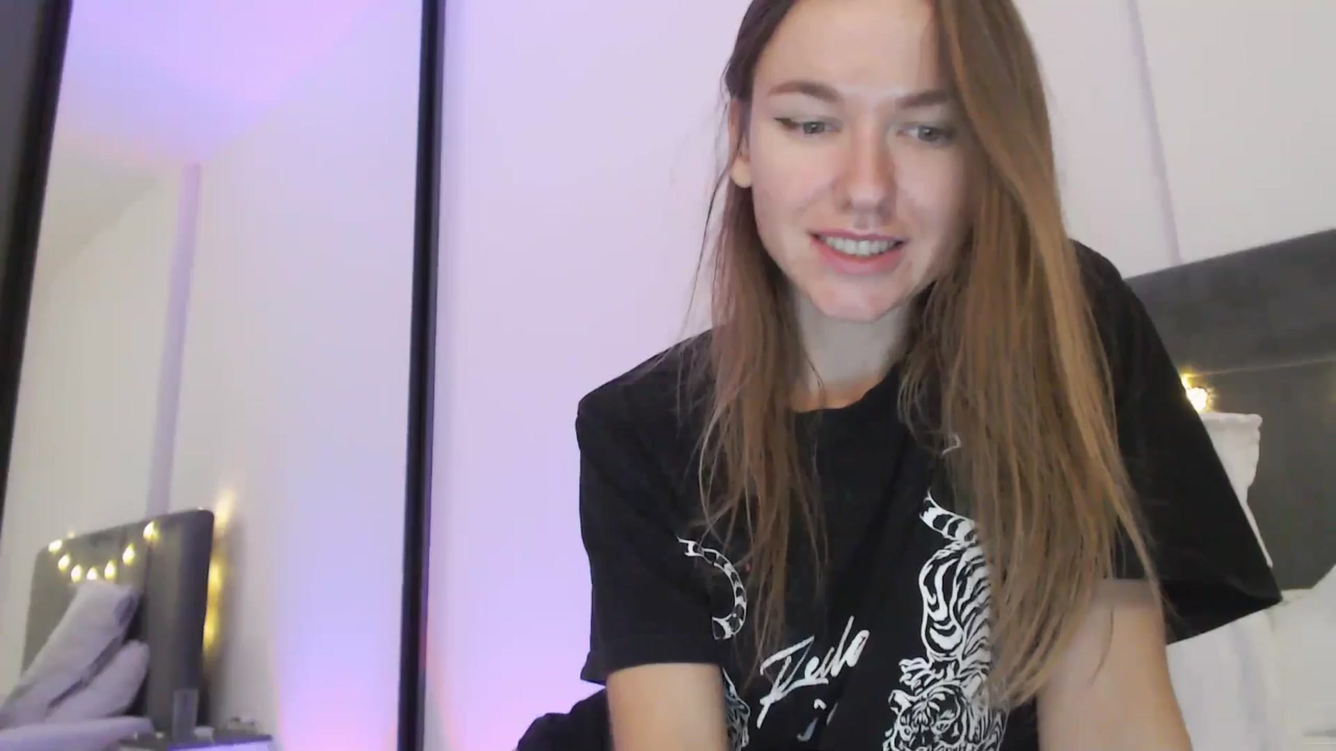 Gallery image thumbnail from DreamyK's myfreecams stream on, 11/23/2025, 15:33 image 9 of 20