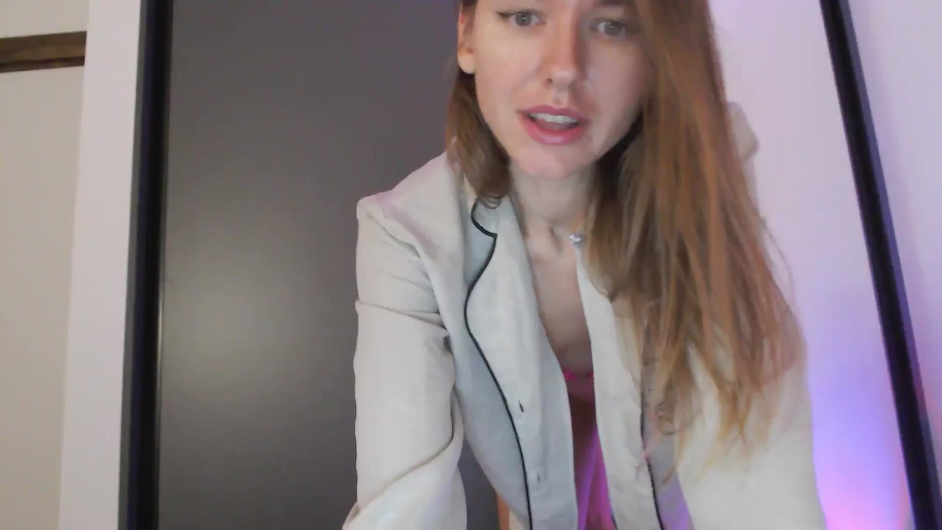 Gallery image thumbnail from DreamyK's myfreecams stream on, 11/25/2025, 17:02 image 14 of 20