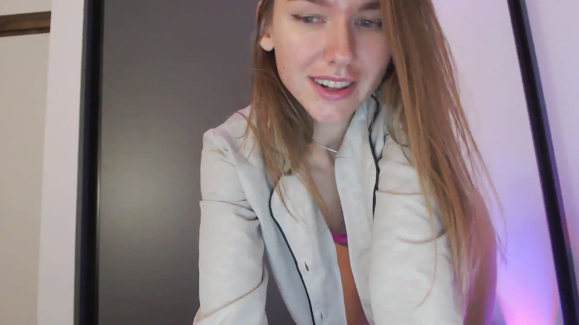 Gallery image thumbnail from DreamyK's myfreecams stream on, 11/25/2025, 17:02 image 16 of 20