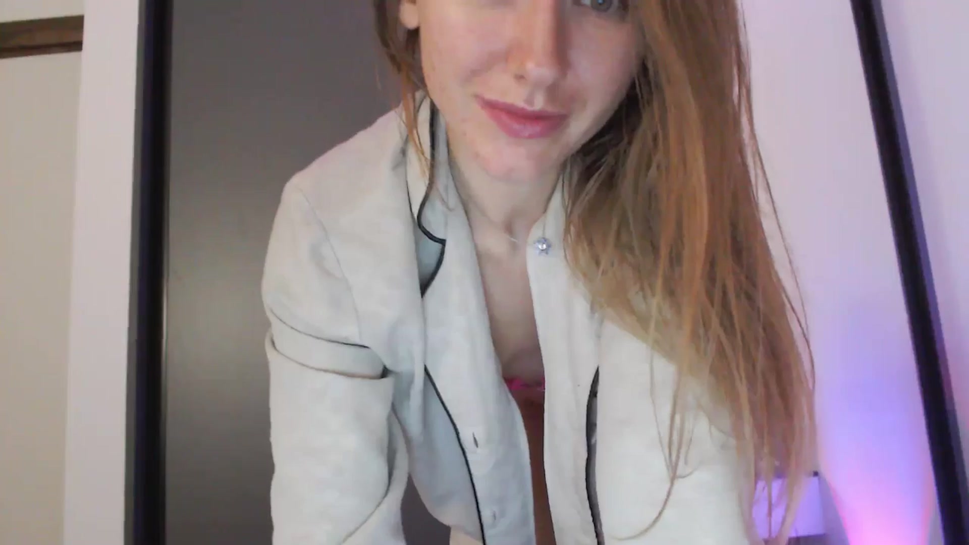 Gallery image thumbnail from DreamyK's myfreecams stream on, 11/25/2025, 17:02 image 18 of 20