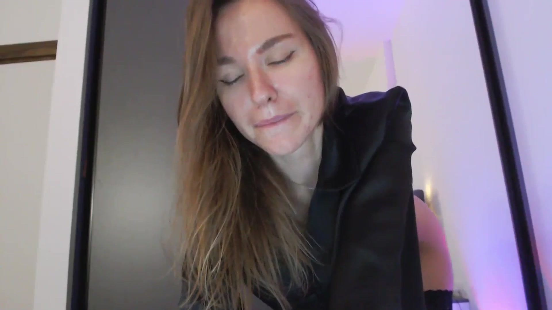 Gallery image thumbnail from DreamyK's myfreecams stream on, 11/26/2025, 16:36 image 17 of 20