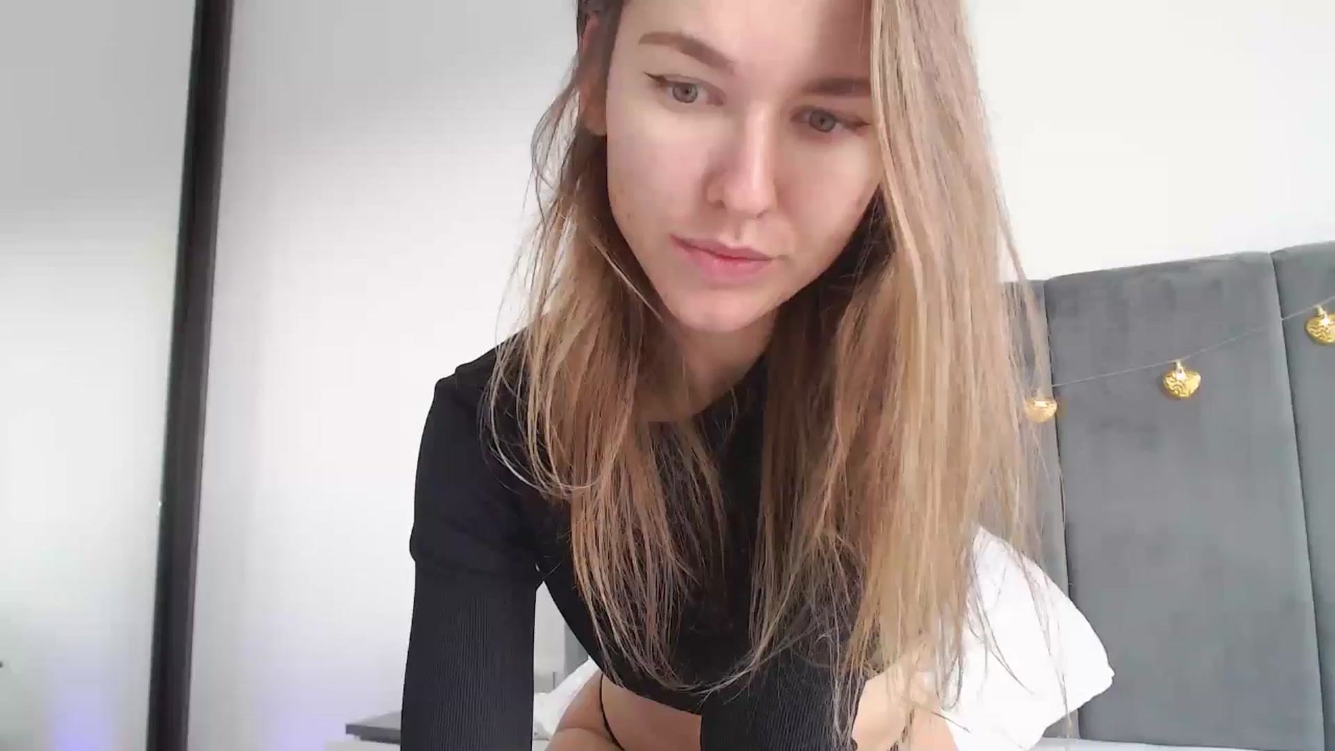 Gallery image thumbnail from DreamyK's myfreecams stream on, 11/28/2025, 14:56 image 1 of 20