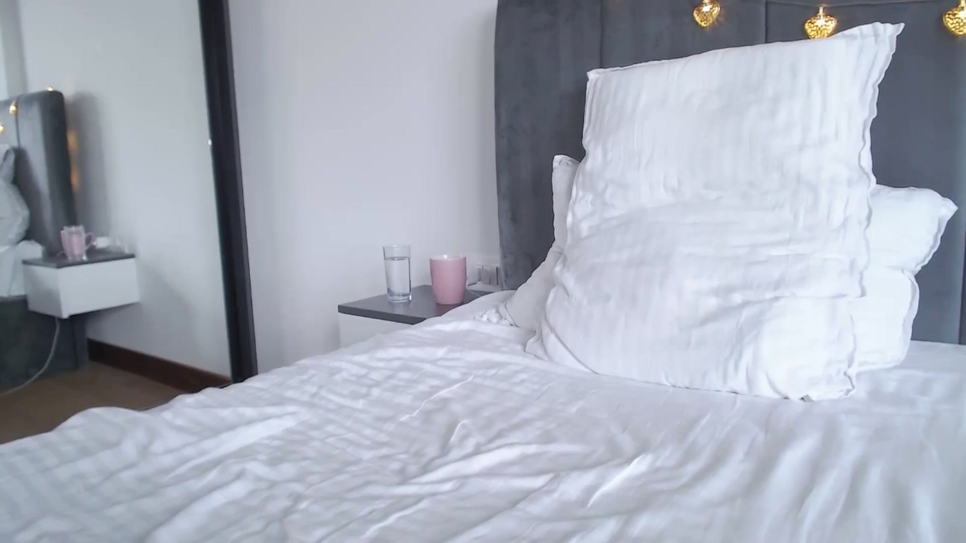 Gallery image thumbnail from DreamyK's myfreecams stream on, 11/30/2025, 13:51 image 13 of 20