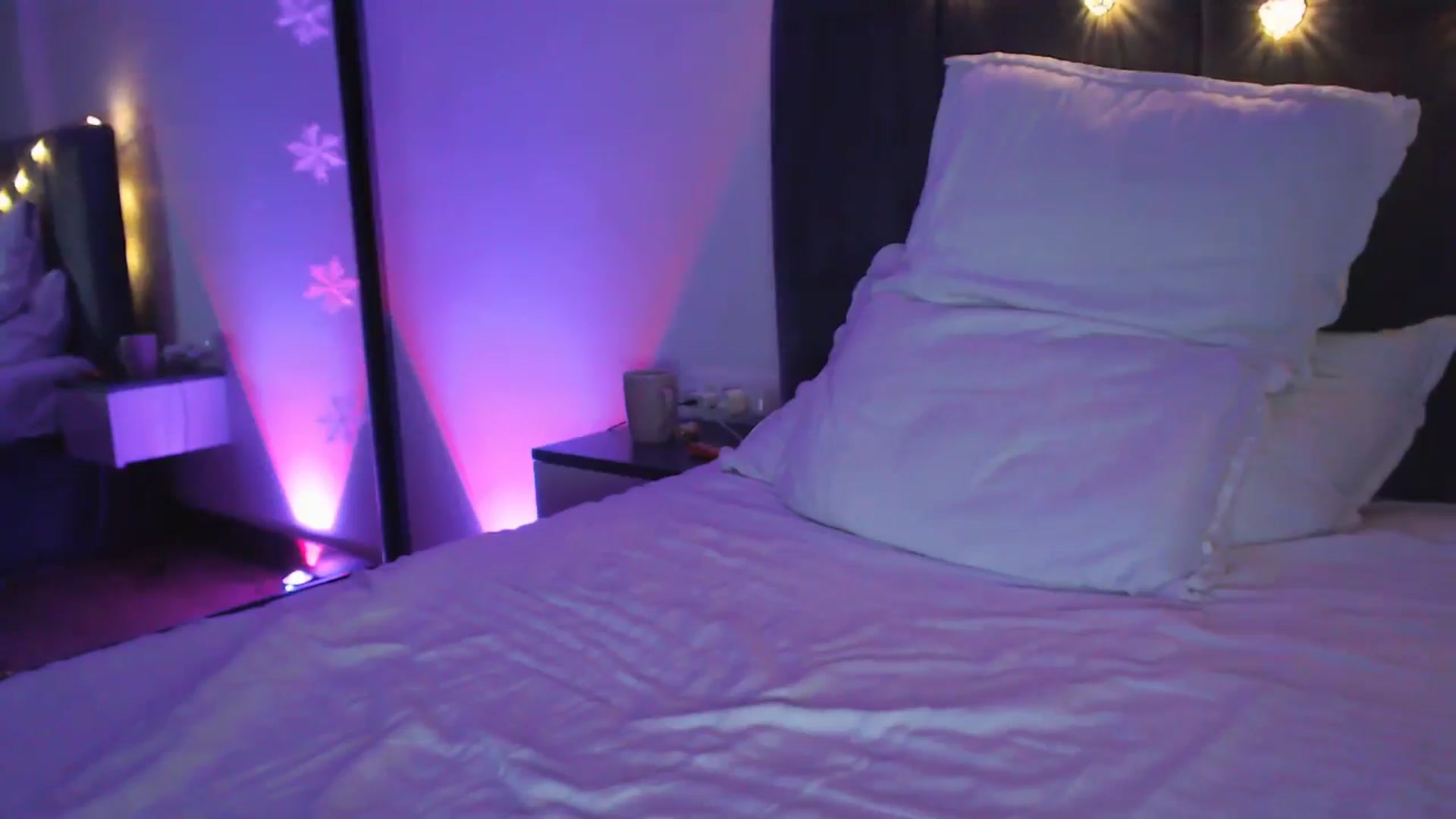 Gallery image thumbnail from DreamyK's myfreecams stream on, 12/01/2025, 15:51 image 8 of 20