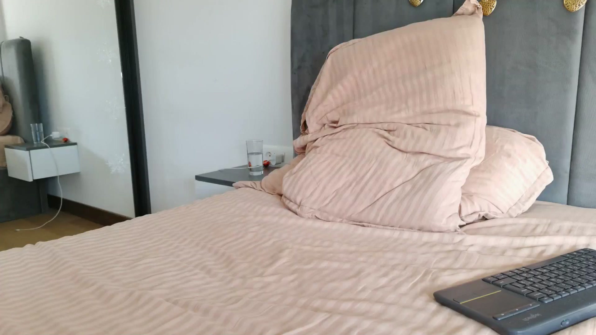 Gallery image thumbnail from DreamyK's myfreecams stream on, 12/02/2025, 12:51 image 15 of 20