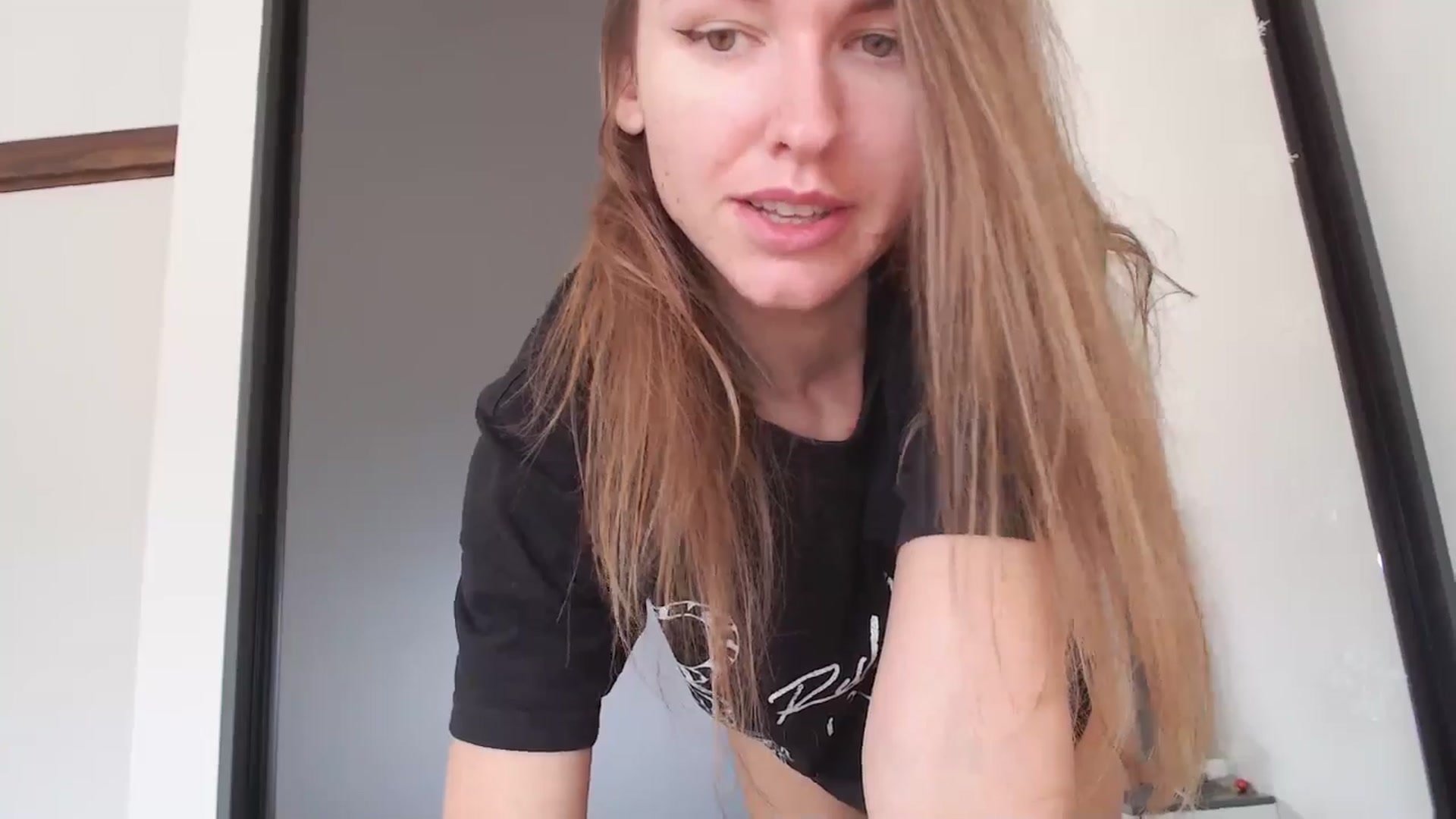 Gallery image thumbnail from DreamyK's myfreecams stream on, 12/02/2025, 13:47 image 2 of 20