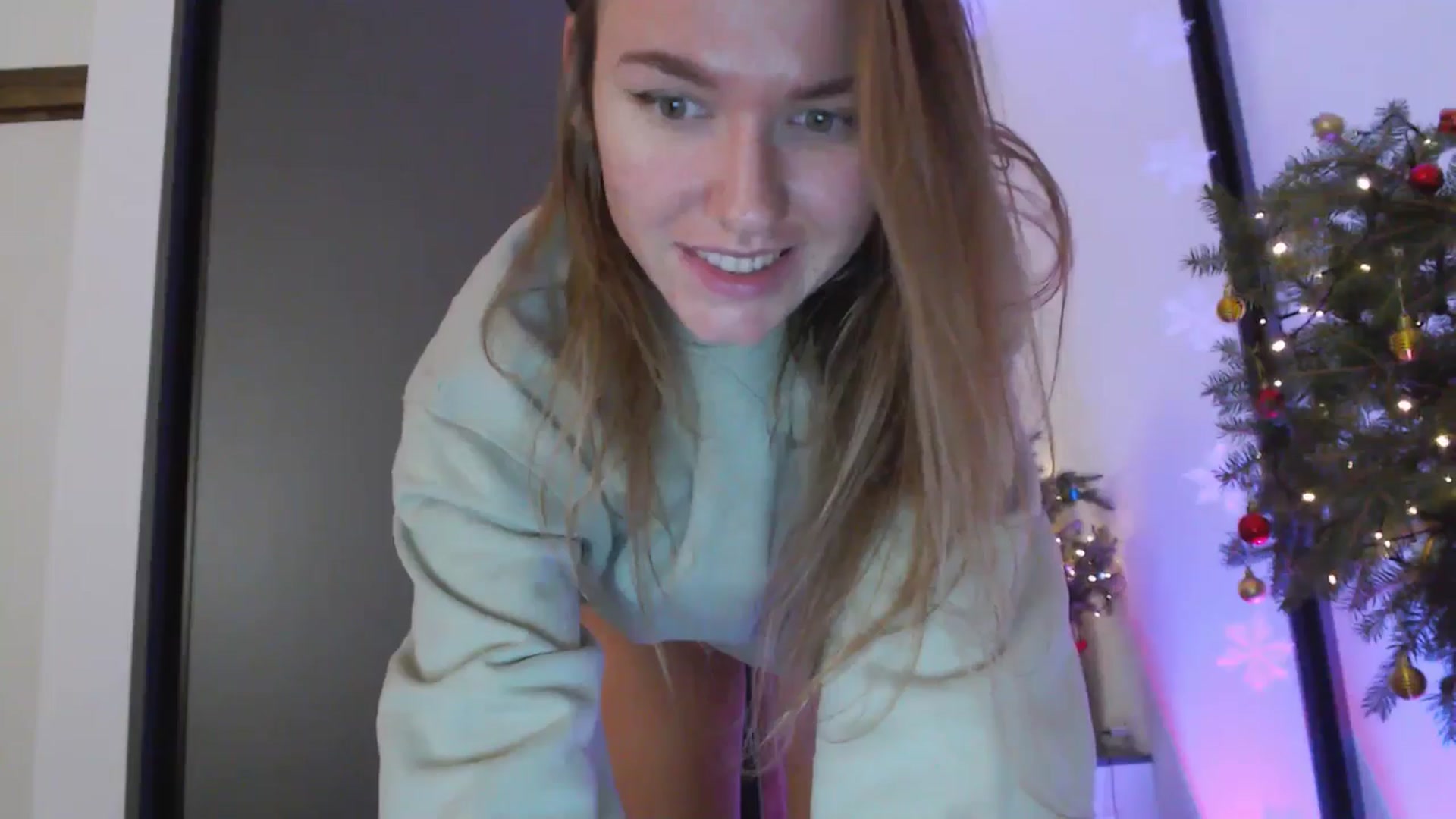 Gallery image thumbnail from DreamyK's myfreecams stream on, 12/10/2025, 16:24 image 17 of 20