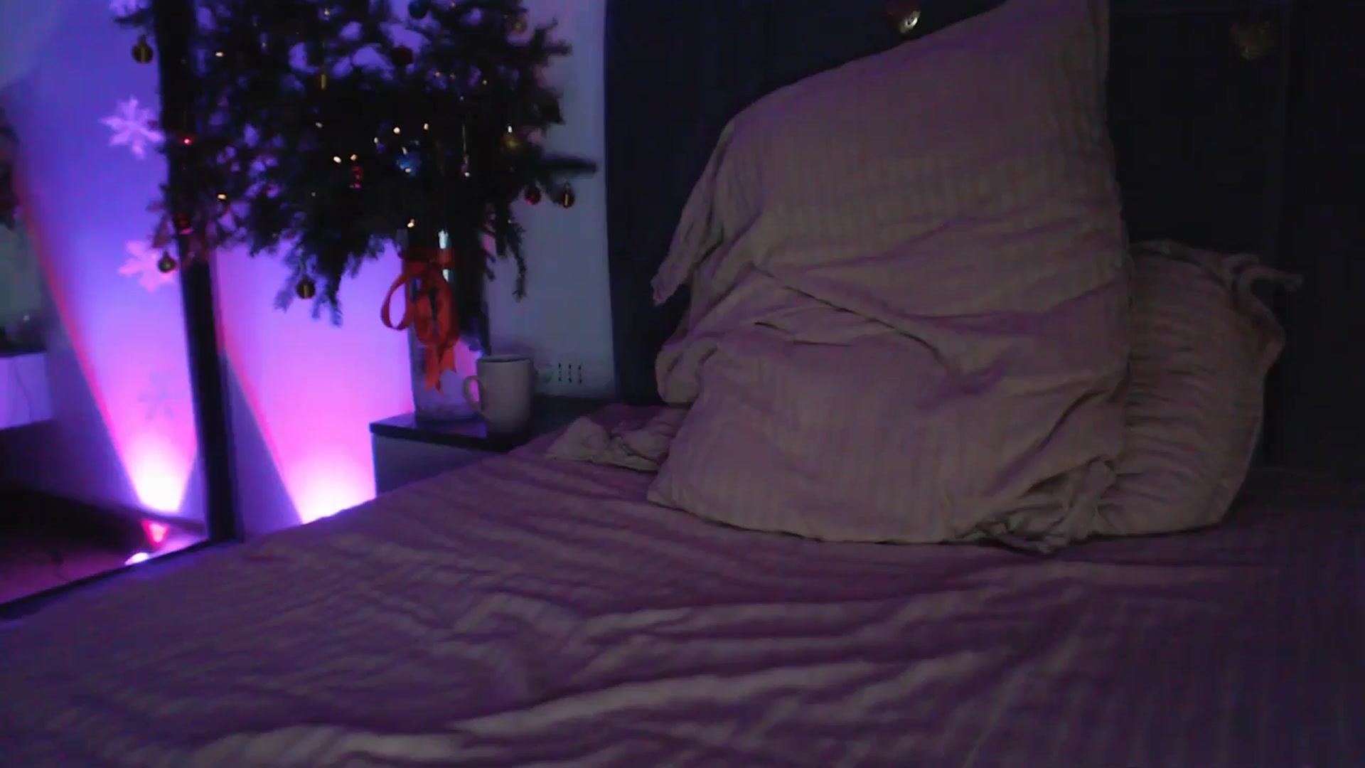 Gallery image thumbnail from DreamyK's myfreecams stream on, 12/15/2025, 15:25 image 20 of 20