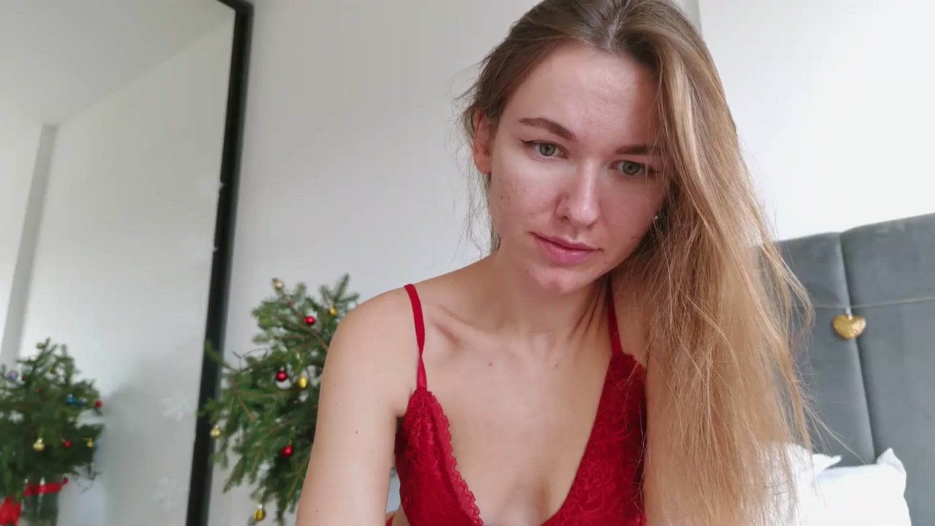 Gallery image thumbnail from DreamyK's myfreecams stream on, 12/19/2025, 14:27 image 2 of 20
