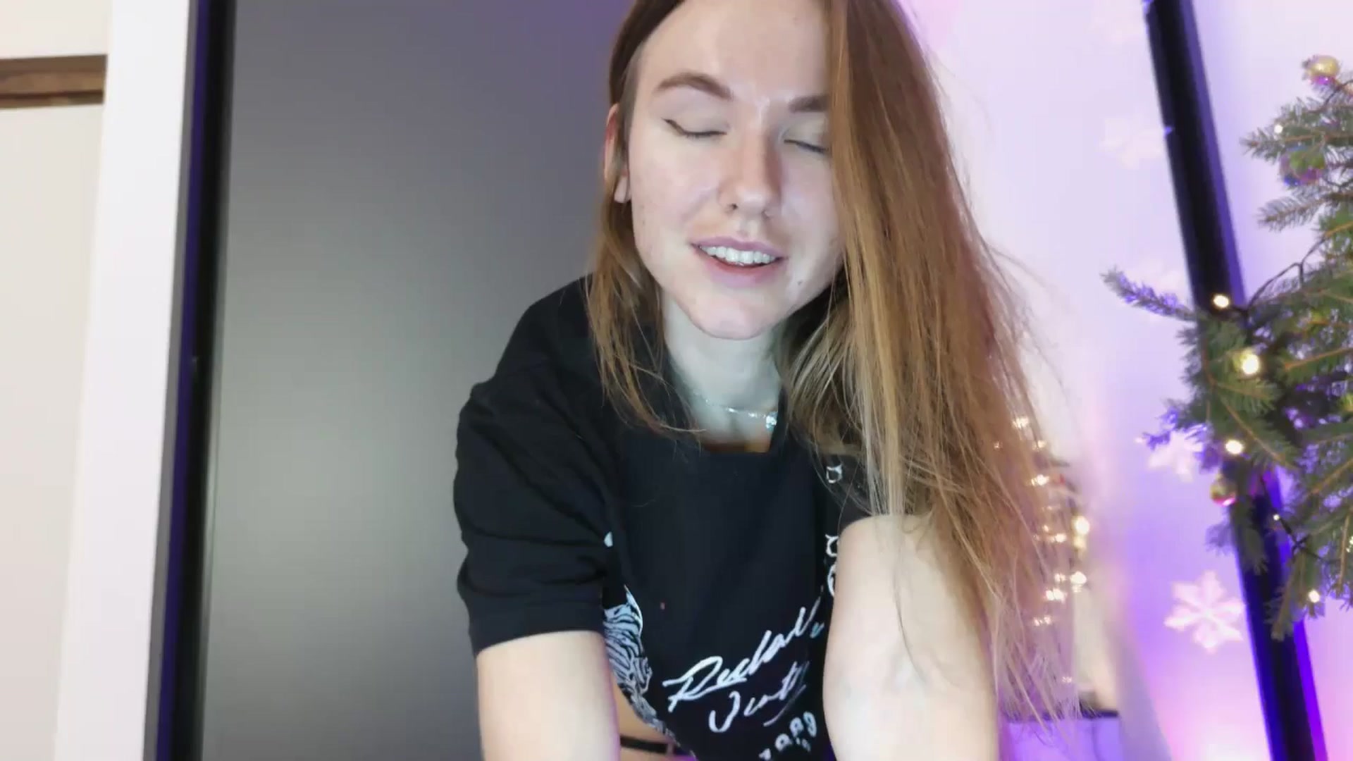 Gallery image thumbnail from DreamyK's myfreecams stream on, 12/21/2025, 16:39 image 20 of 20