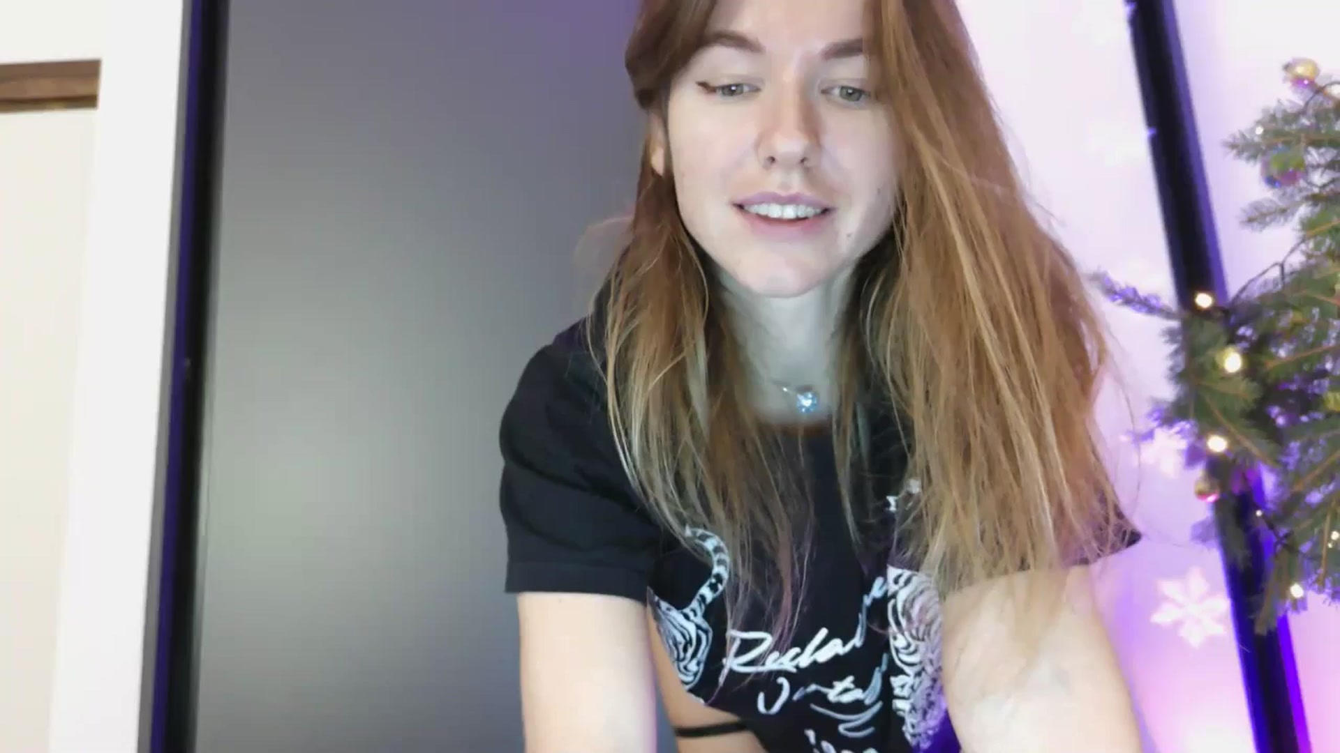 Gallery image thumbnail from DreamyK's myfreecams stream on, 12/21/2025, 16:39 image 18 of 20