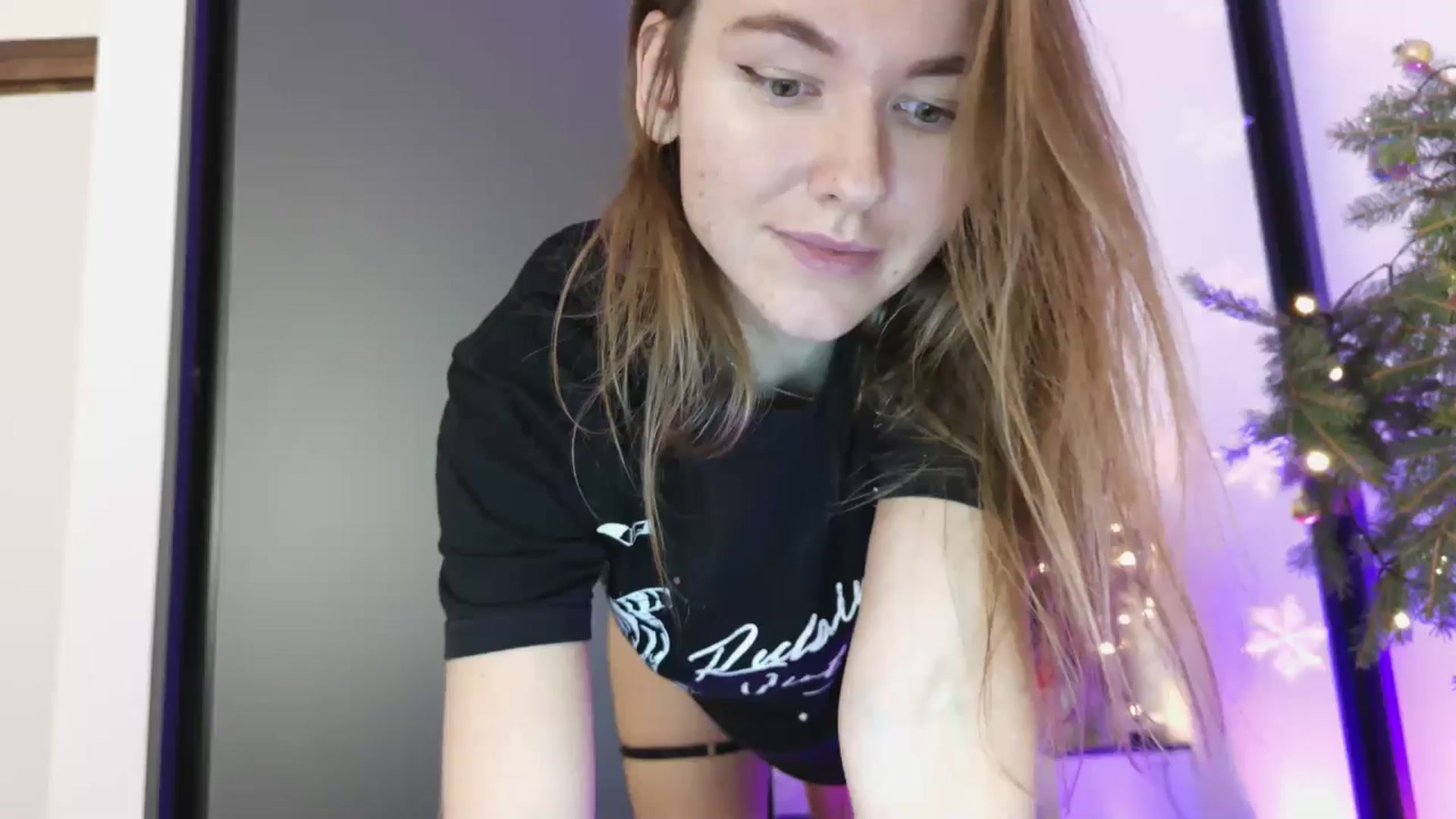 Gallery image thumbnail from DreamyK's myfreecams stream on, 12/21/2025, 16:39 image 11 of 20