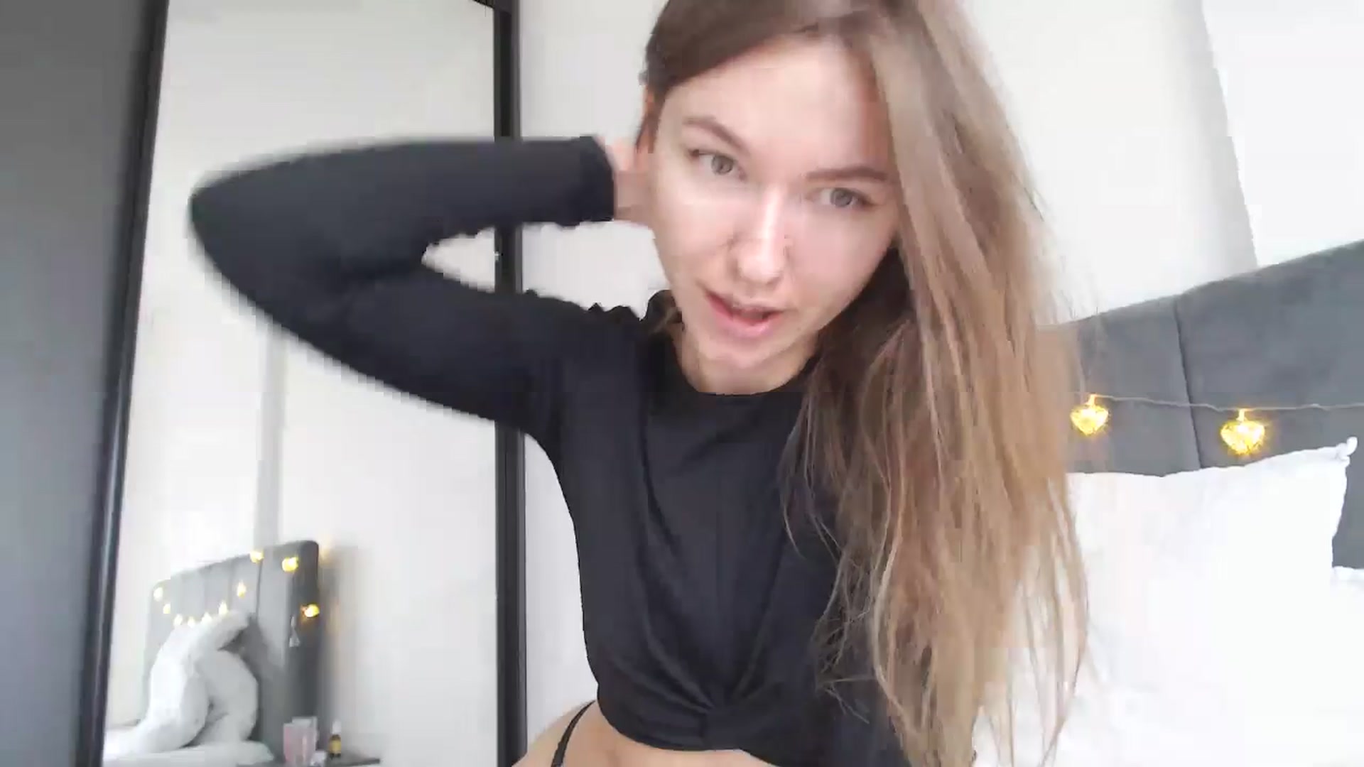 Gallery image thumbnail from DreamyK's myfreecams stream on, 12/23/2025, 12:54 image 19 of 20