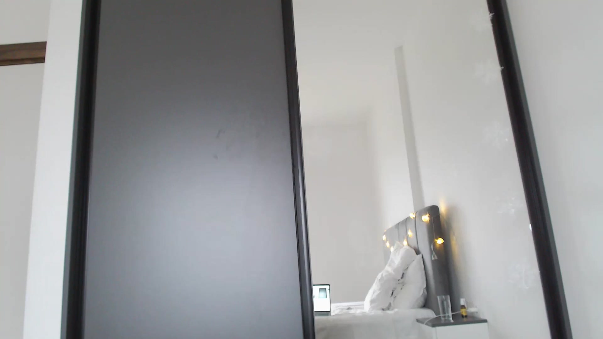 Gallery image thumbnail from DreamyK's myfreecams stream on, 12/23/2025, 14:37 image 2 of 20