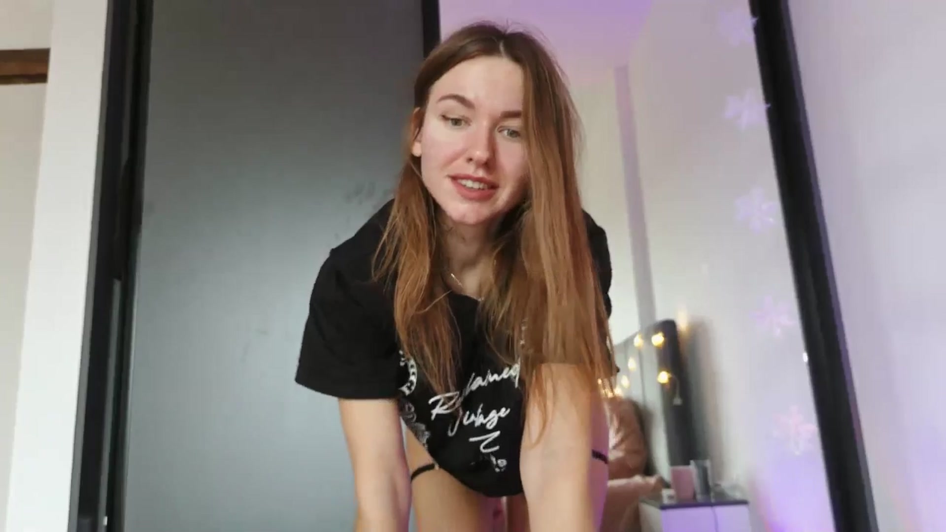 Gallery image thumbnail from DreamyK's myfreecams stream on, 01/03/2026, 13:29 image 8 of 20