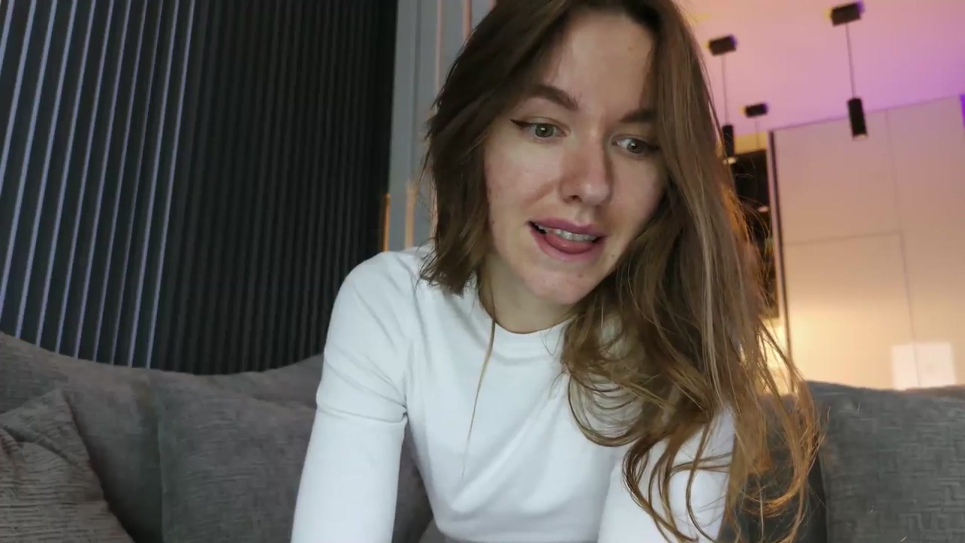Gallery image thumbnail from DreamyK's myfreecams stream on, 01/04/2026, 14:11 image 19 of 20