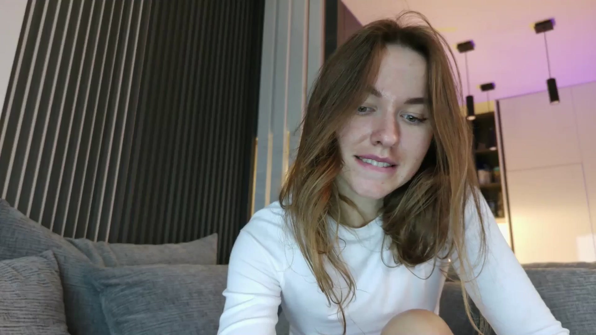 Gallery image thumbnail from DreamyK's myfreecams stream on, 01/04/2026, 15:00 image 9 of 20