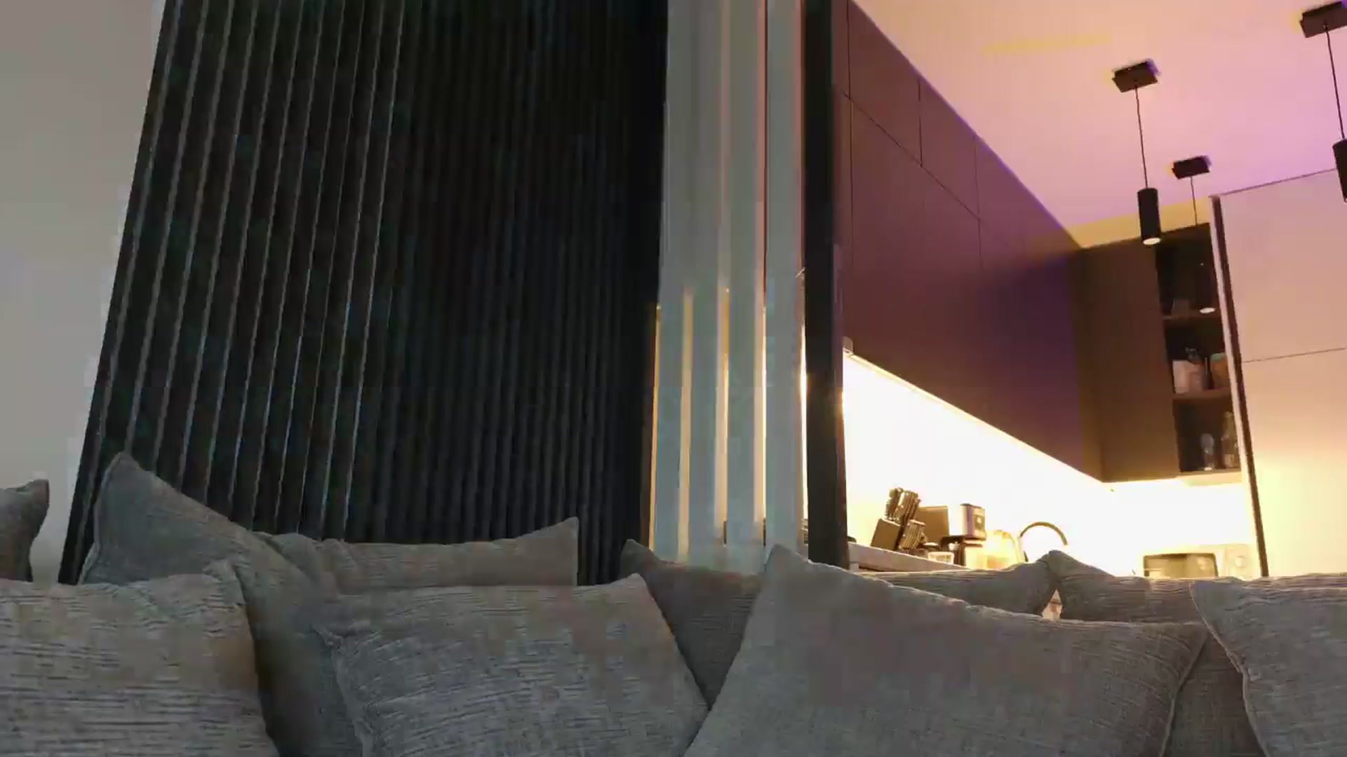 Gallery image thumbnail from DreamyK's myfreecams stream on, 01/04/2026, 15:00 image 2 of 20