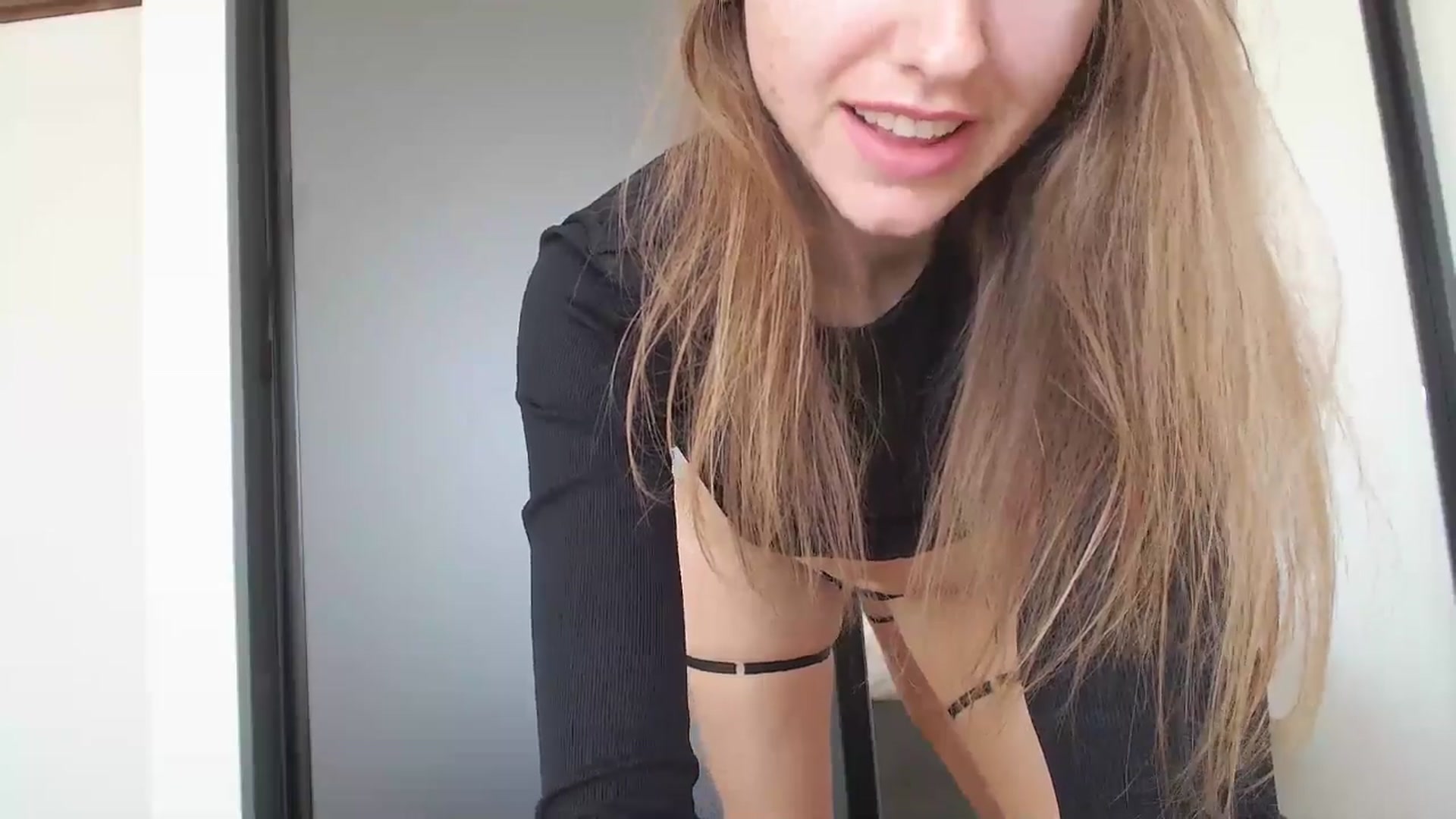 Gallery image thumbnail from DreamyK's myfreecams stream on, 01/17/2026, 15:39 image 2 of 20