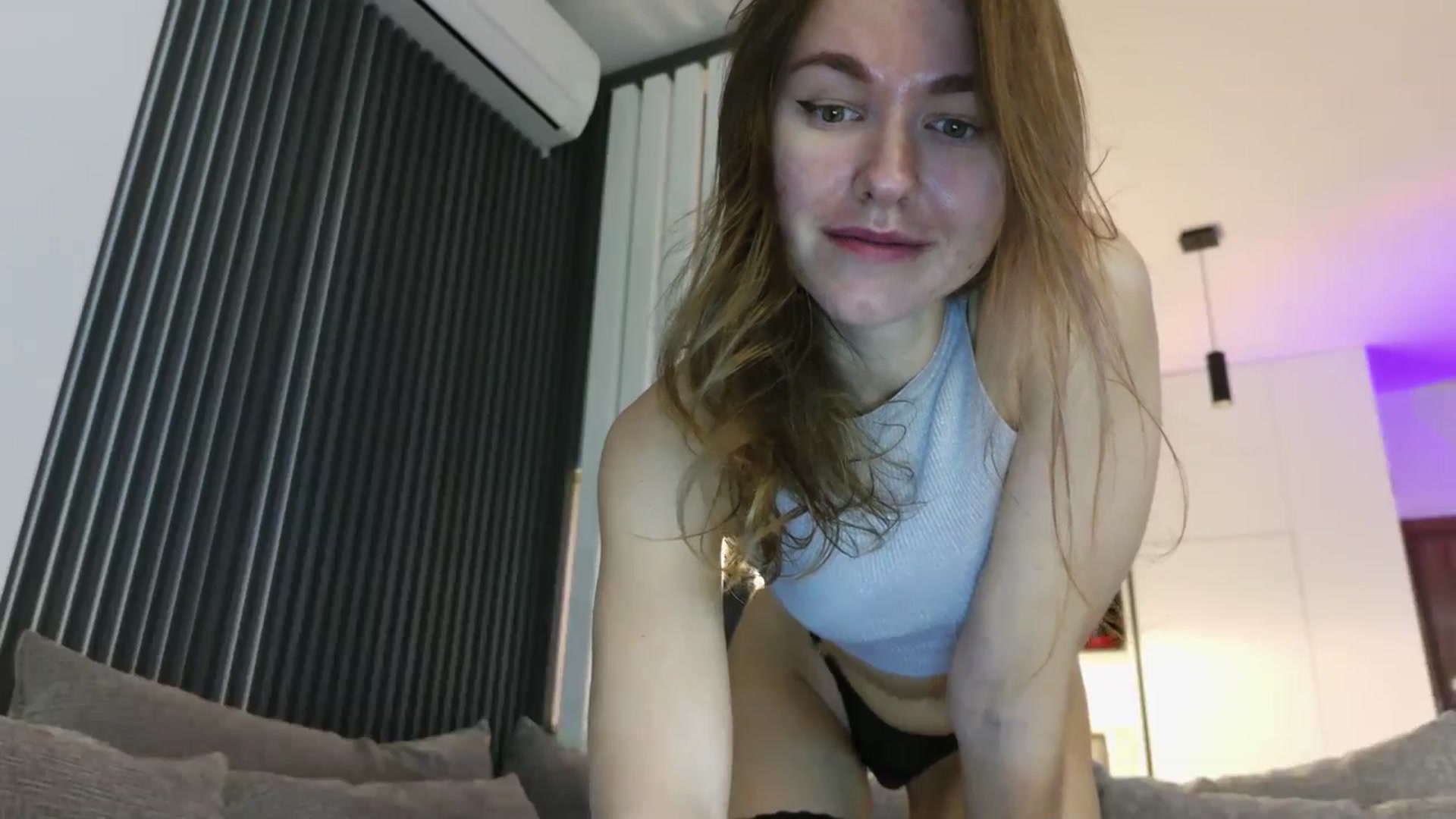 Gallery image thumbnail from DreamyK's myfreecams stream on, 02/14/2026, 16:33 image 9 of 20