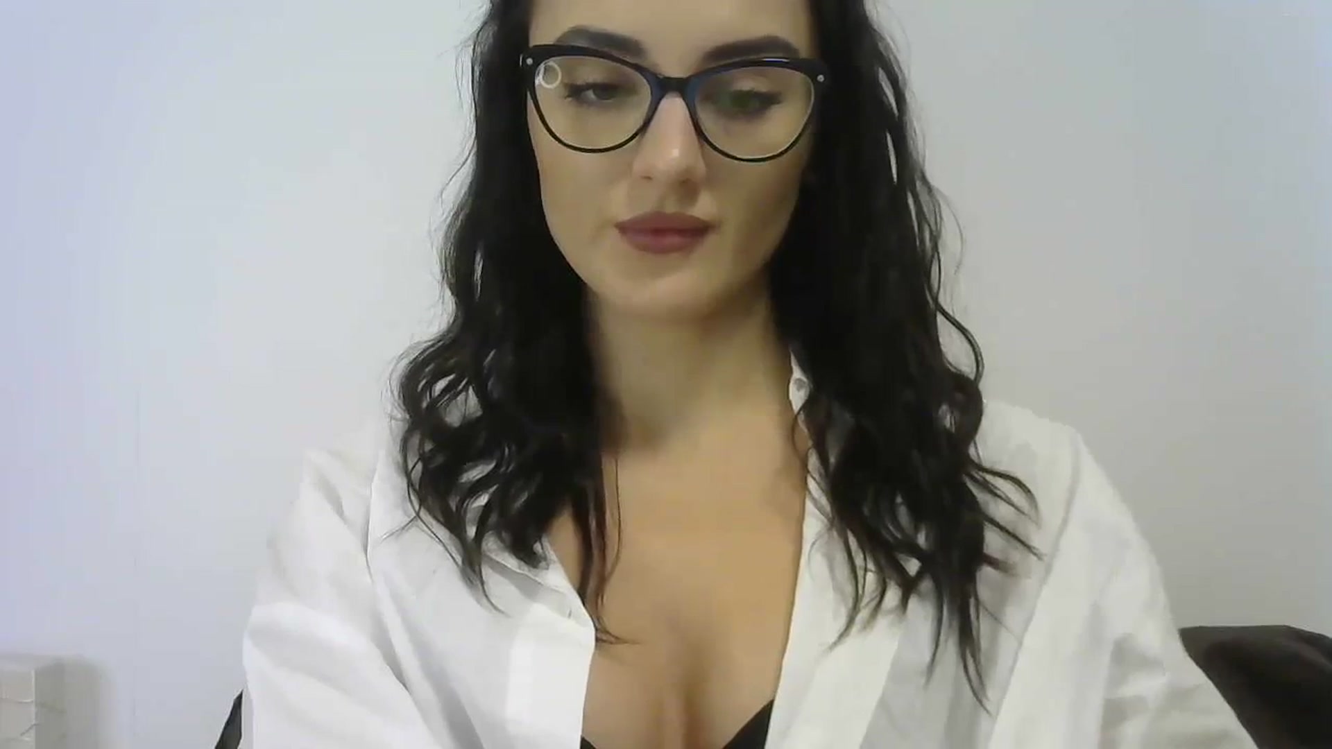 Gallery image thumbnail from DreamyKitty69's myfreecams stream on, 11/20/2023, 16:14 image 9 of 20
