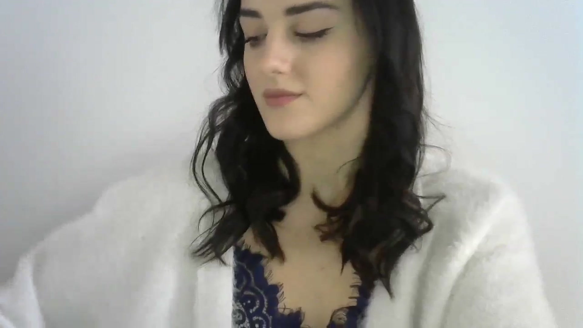 Gallery image thumbnail from DreamyKitty69's myfreecams stream on, 02/01/2024, 12:46 image 4 of 20