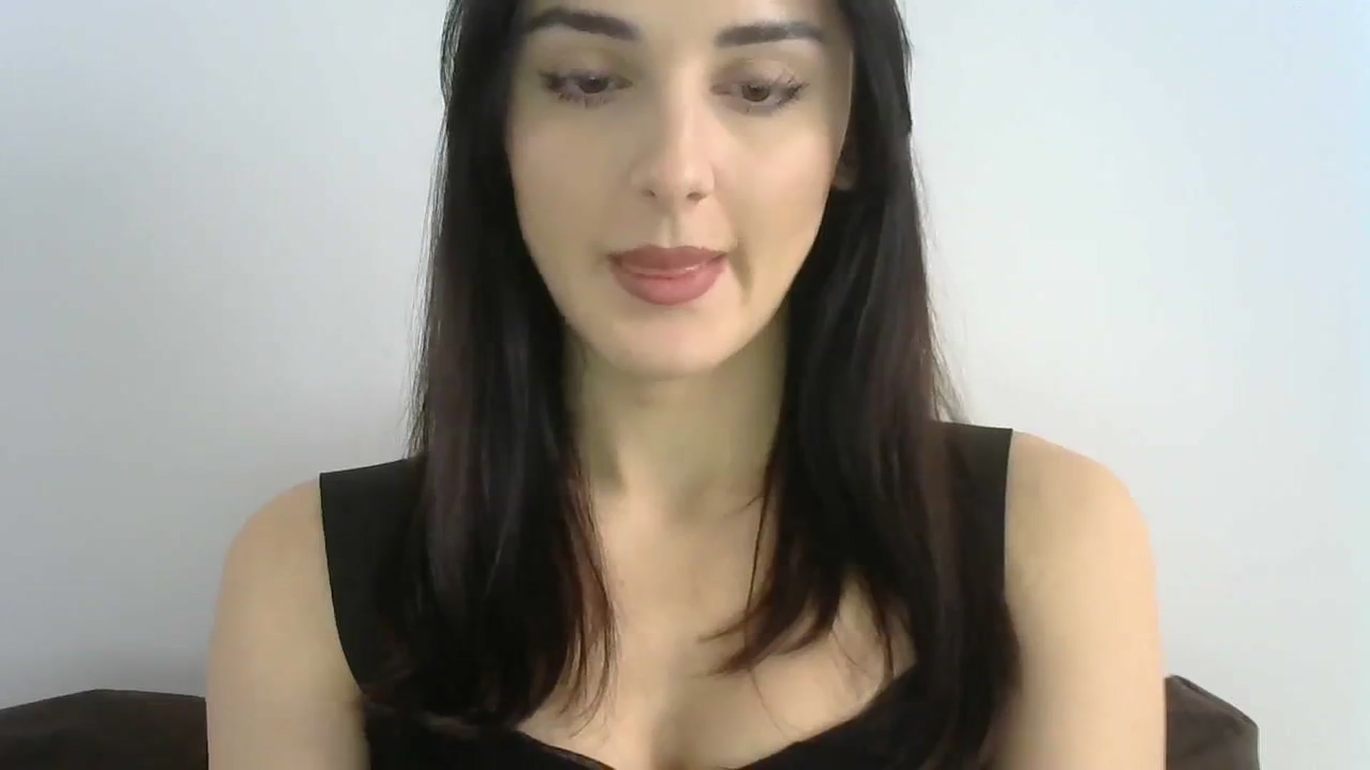 Gallery image thumbnail from DreamyKitty69's myfreecams stream on, 02/08/2024, 13:22 image 18 of 20
