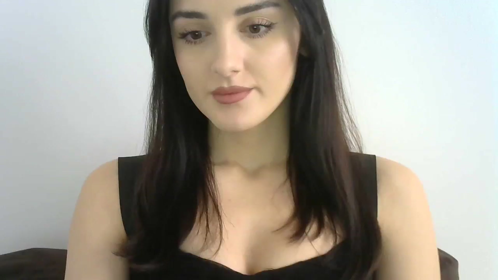 Gallery image thumbnail from DreamyKitty69's myfreecams stream on, 02/08/2024, 13:22 image 9 of 20
