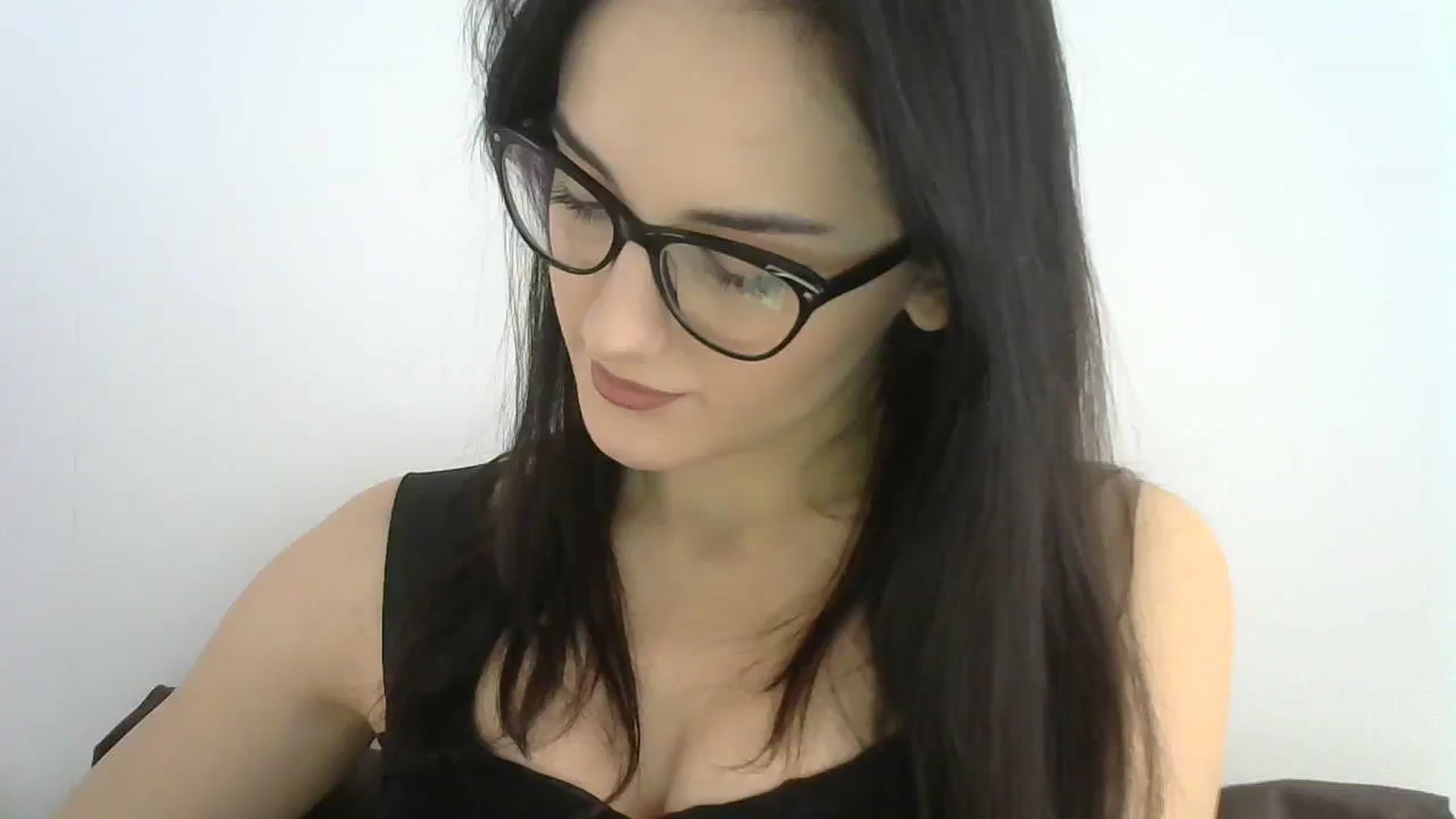 Gallery image thumbnail from DreamyKitty69's myfreecams stream on, 02/09/2024, 10:41 image 18 of 20