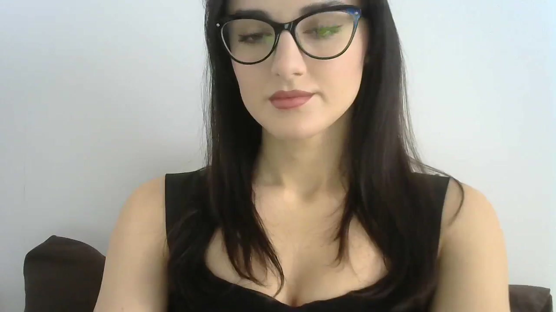 Gallery image thumbnail from DreamyKitty69's myfreecams stream on, 02/09/2024, 10:41 image 19 of 20