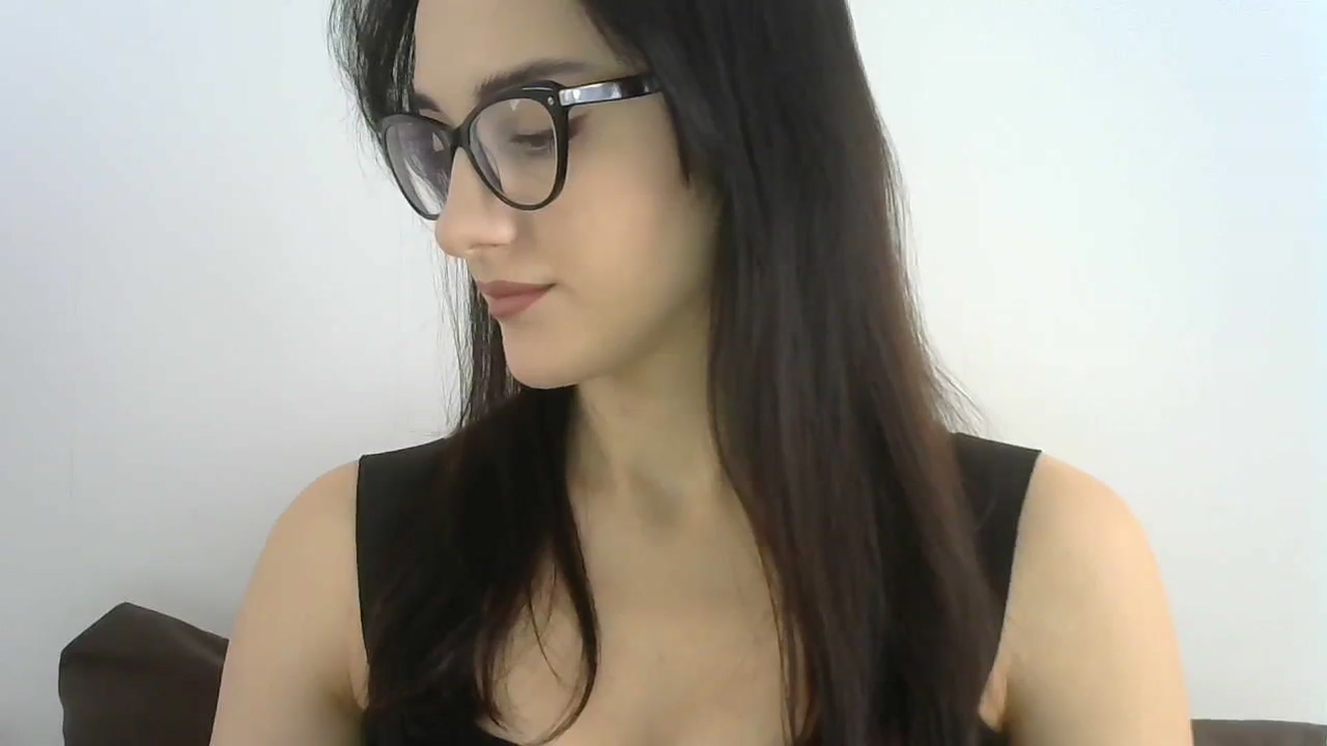Gallery image thumbnail from DreamyKitty69's myfreecams stream on, 02/09/2024, 10:41 image 3 of 20