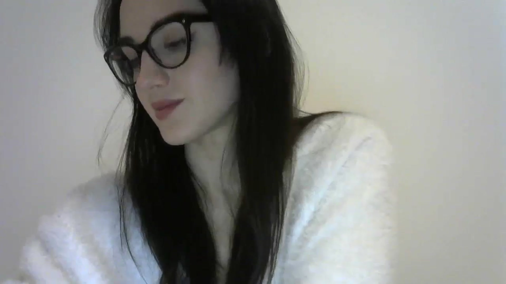 Gallery image thumbnail from DreamyKitty69's myfreecams stream on, 02/09/2024, 17:43 image 10 of 20