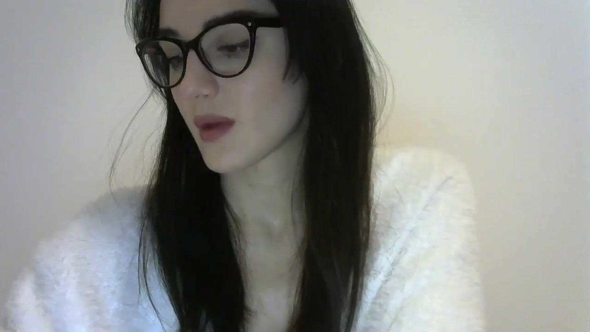 Gallery image thumbnail from DreamyKitty69's myfreecams stream on, 02/09/2024, 17:43 image 11 of 20