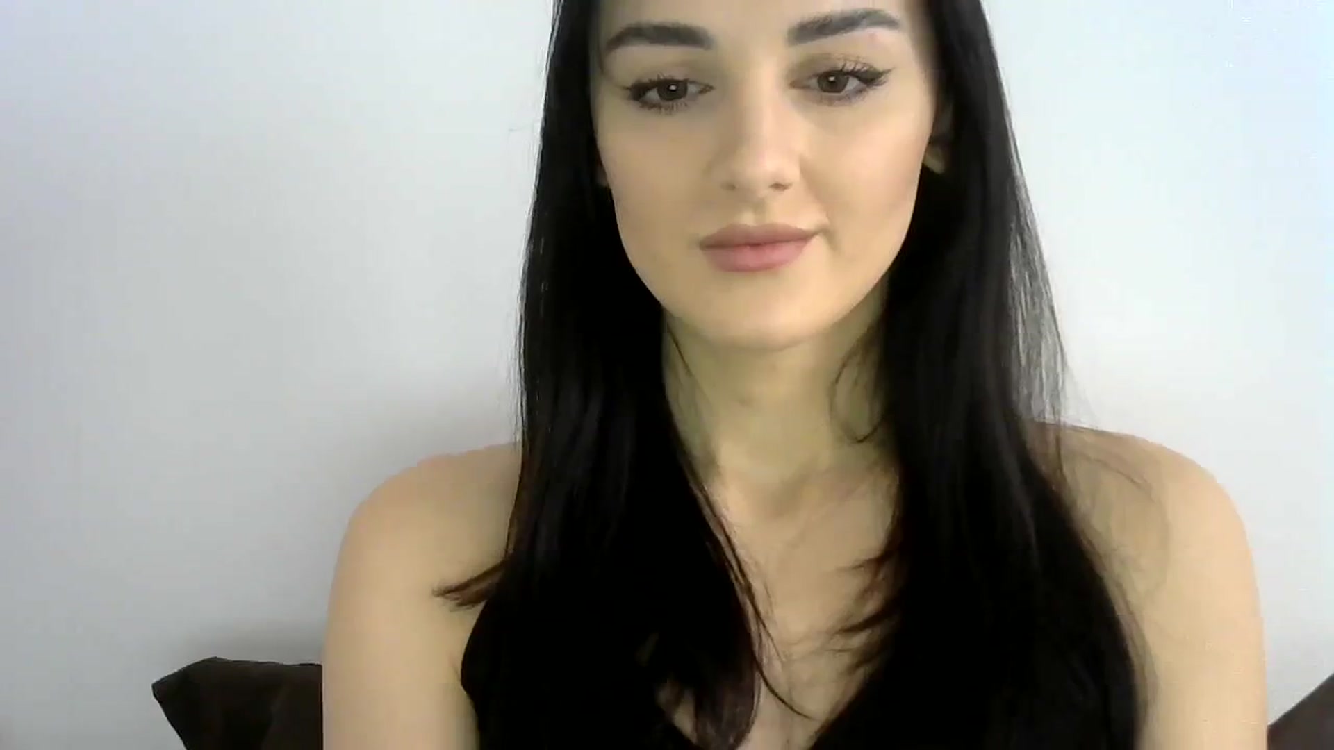 Gallery image thumbnail from DreamyKitty69's myfreecams stream on, 02/15/2024, 10:32 image 10 of 20