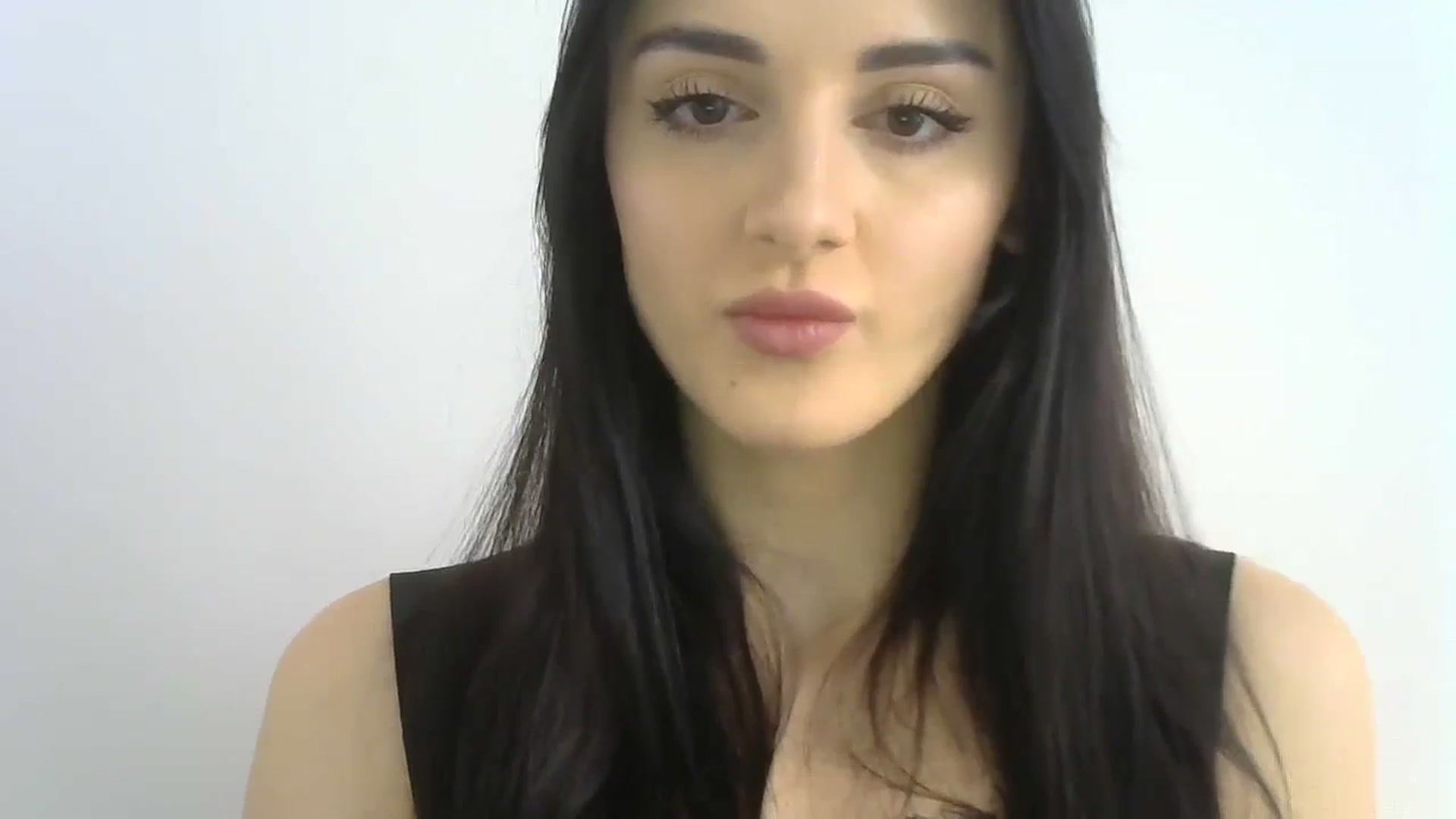 Gallery image thumbnail from DreamyKitty69's myfreecams stream on, 04/17/2024, 08:55 image 12 of 20