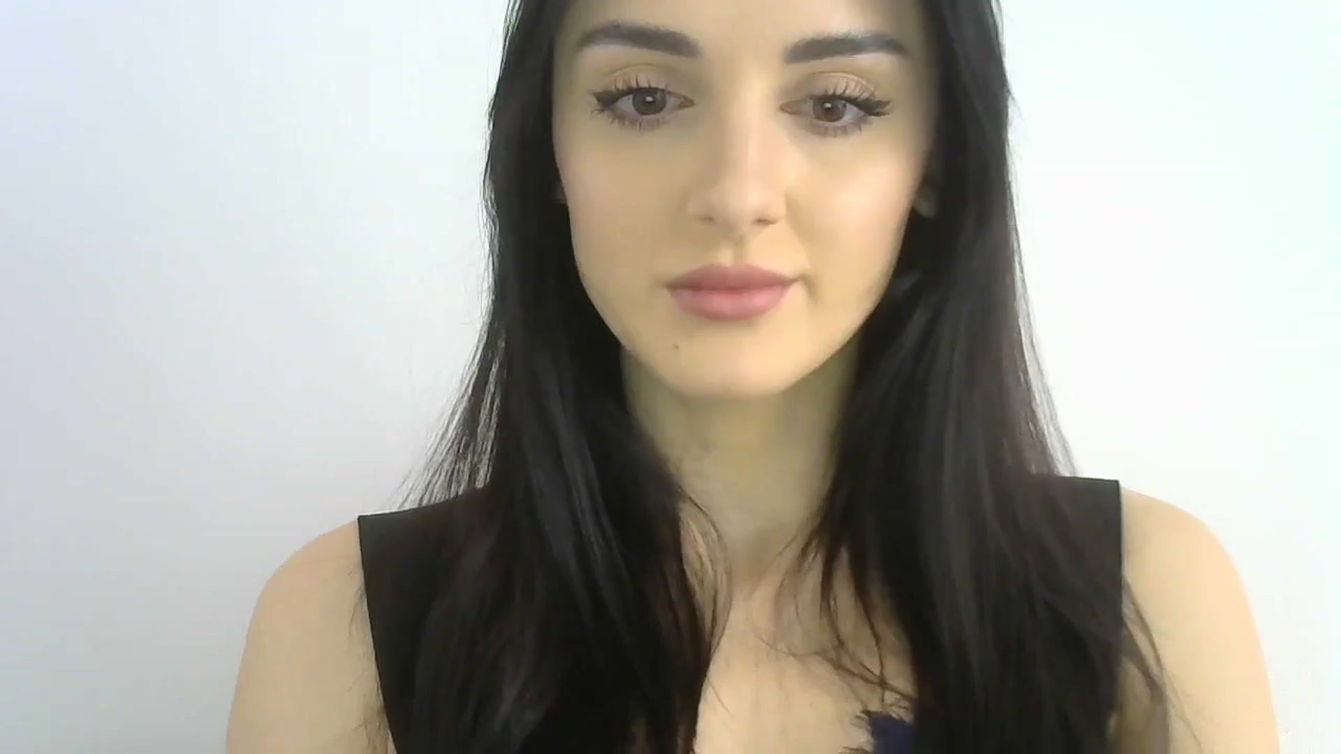 Gallery image thumbnail from DreamyKitty69's myfreecams stream on, 04/17/2024, 08:55 image 4 of 20