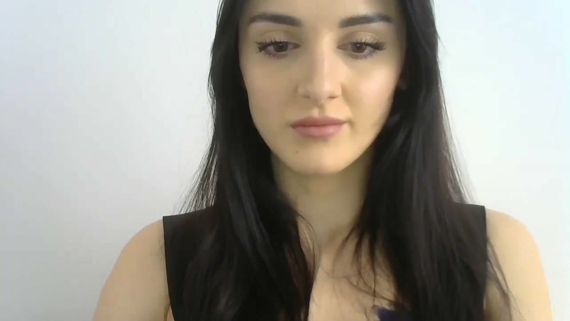 Gallery image thumbnail from DreamyKitty69's myfreecams stream on, 04/17/2024, 08:55 image 6 of 20