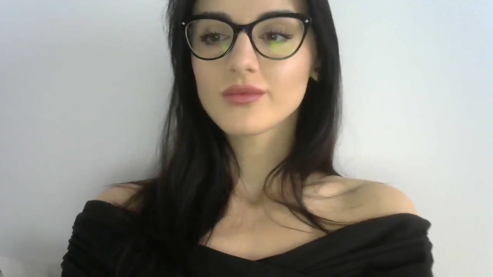 Gallery image thumbnail from DreamyKitty69's myfreecams stream on, 04/18/2024, 11:23 image 5 of 20