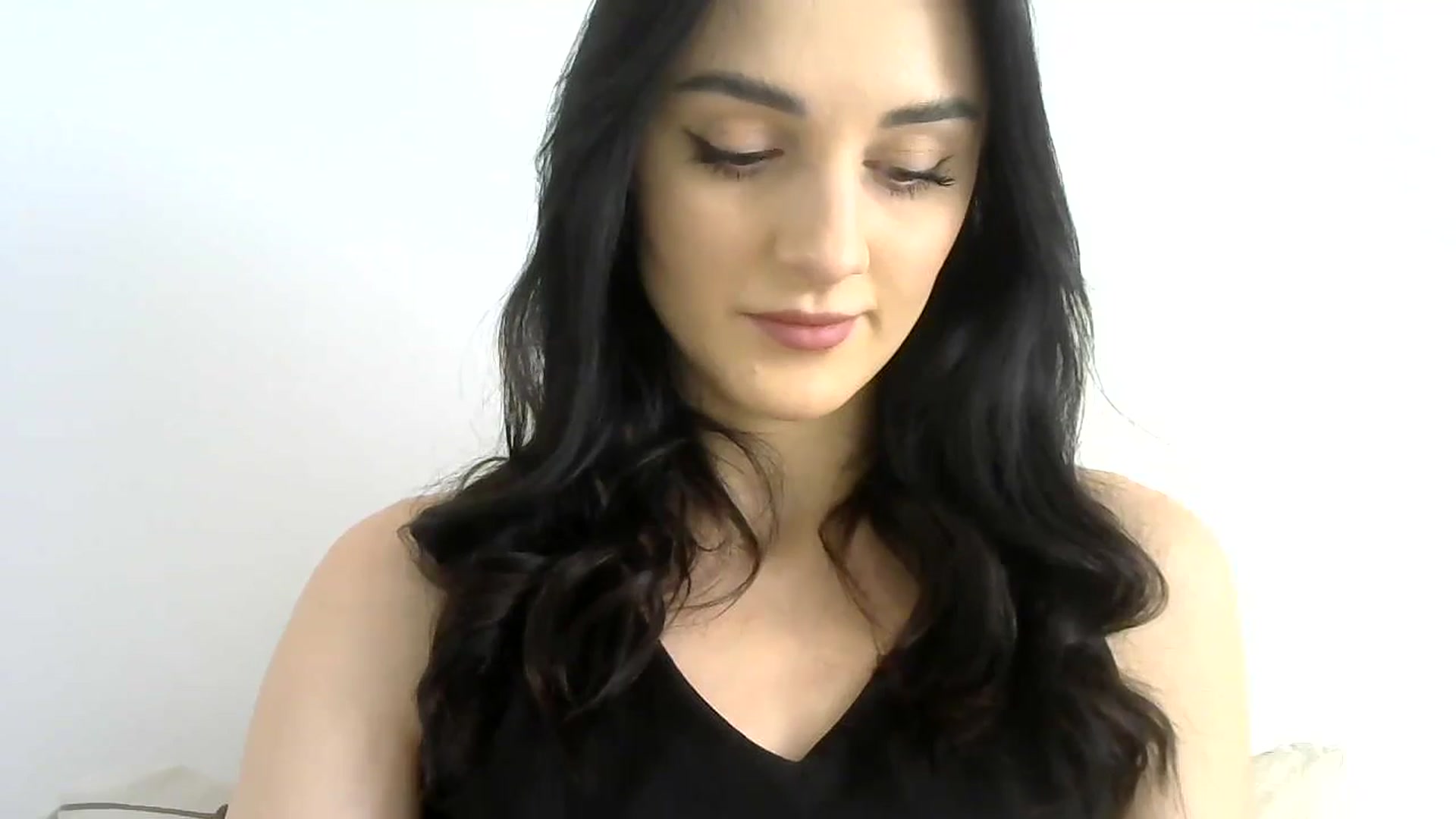 Gallery image thumbnail from DreamyKitty69's myfreecams stream on, 05/26/2024, 10:22 image 2 of 20