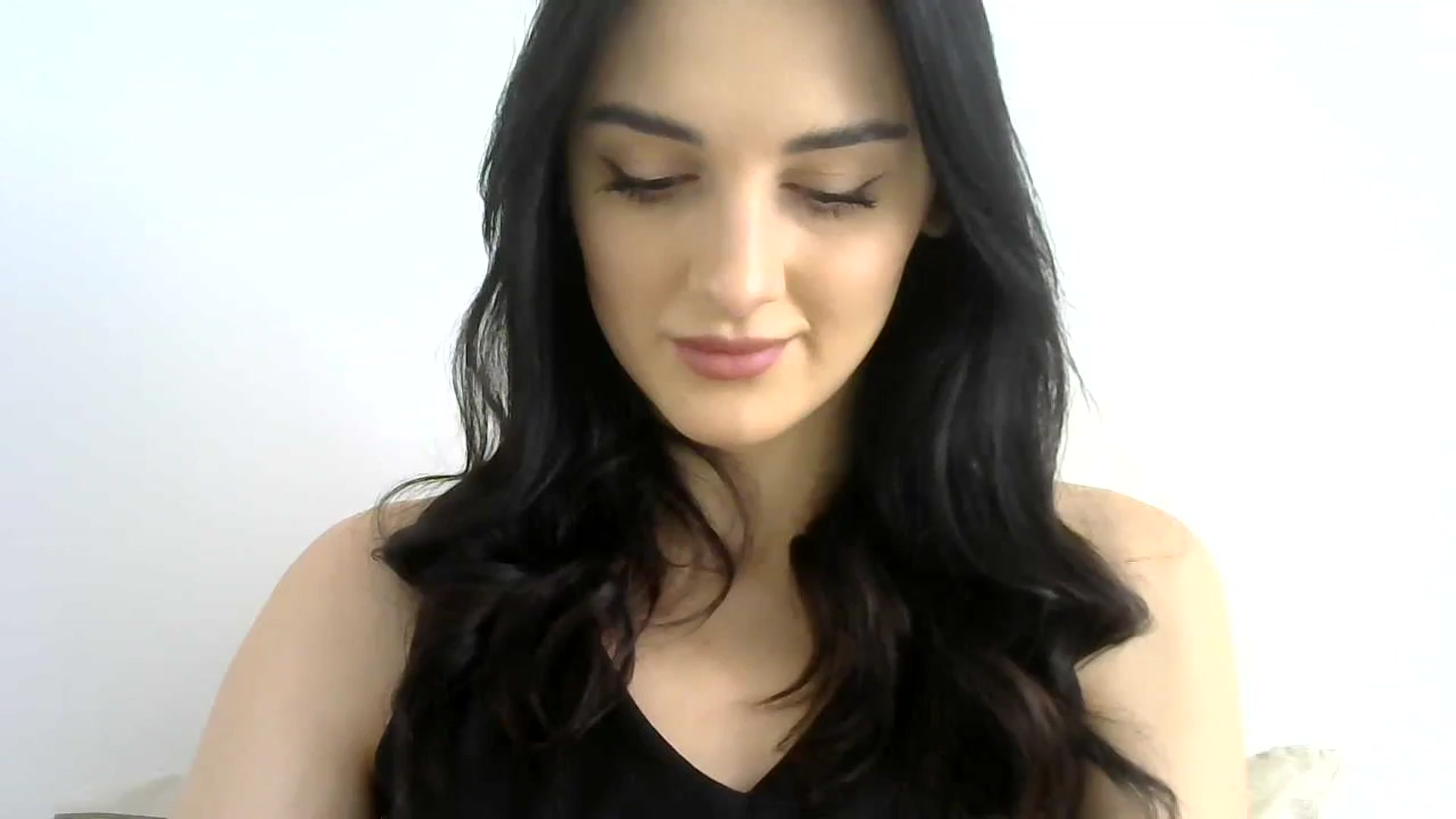 Gallery image thumbnail from DreamyKitty69's myfreecams stream on, 05/26/2024, 10:22 image 19 of 20