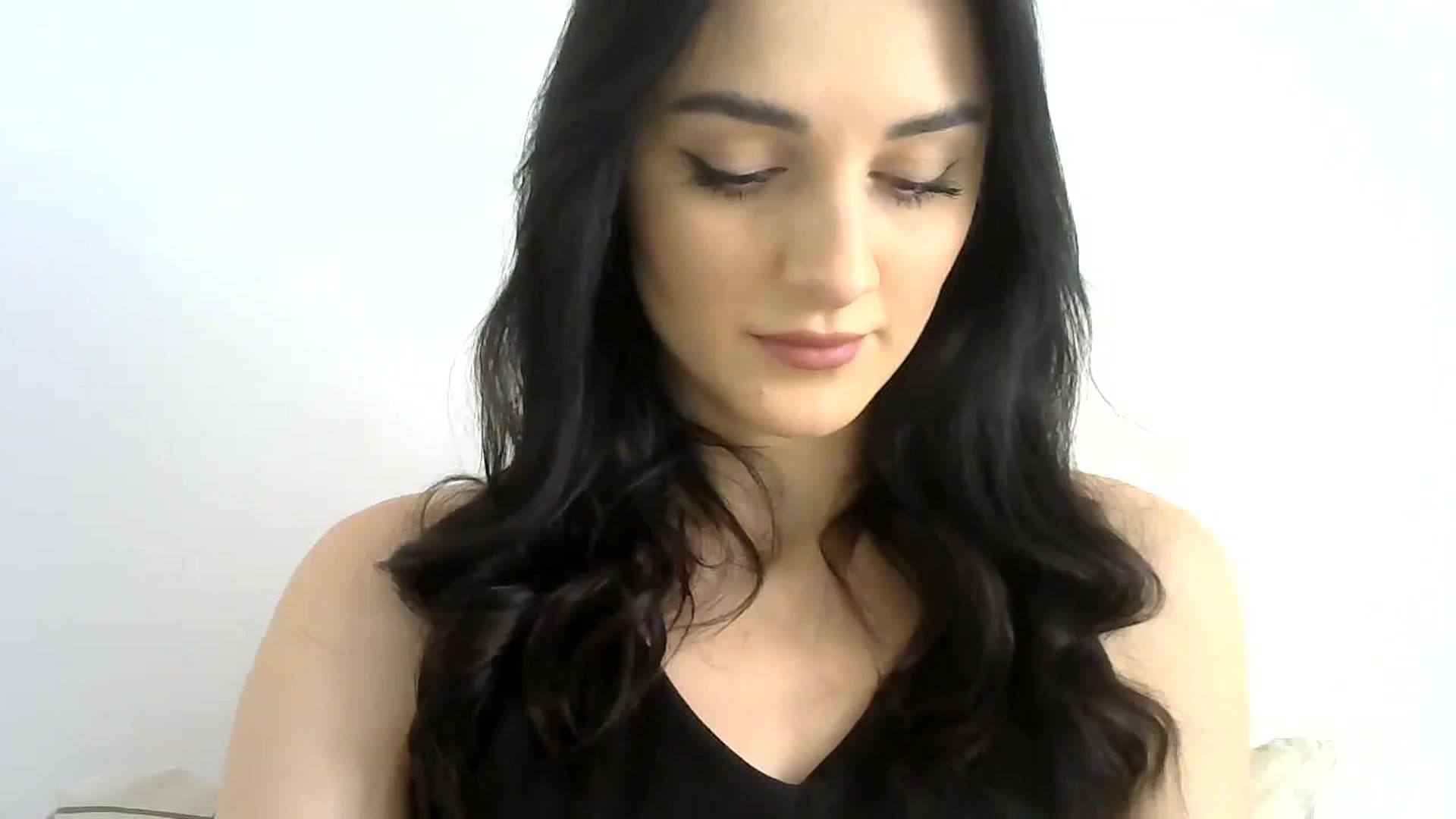 Gallery image thumbnail from DreamyKitty69's myfreecams stream on, 05/26/2024, 10:22 image 4 of 20