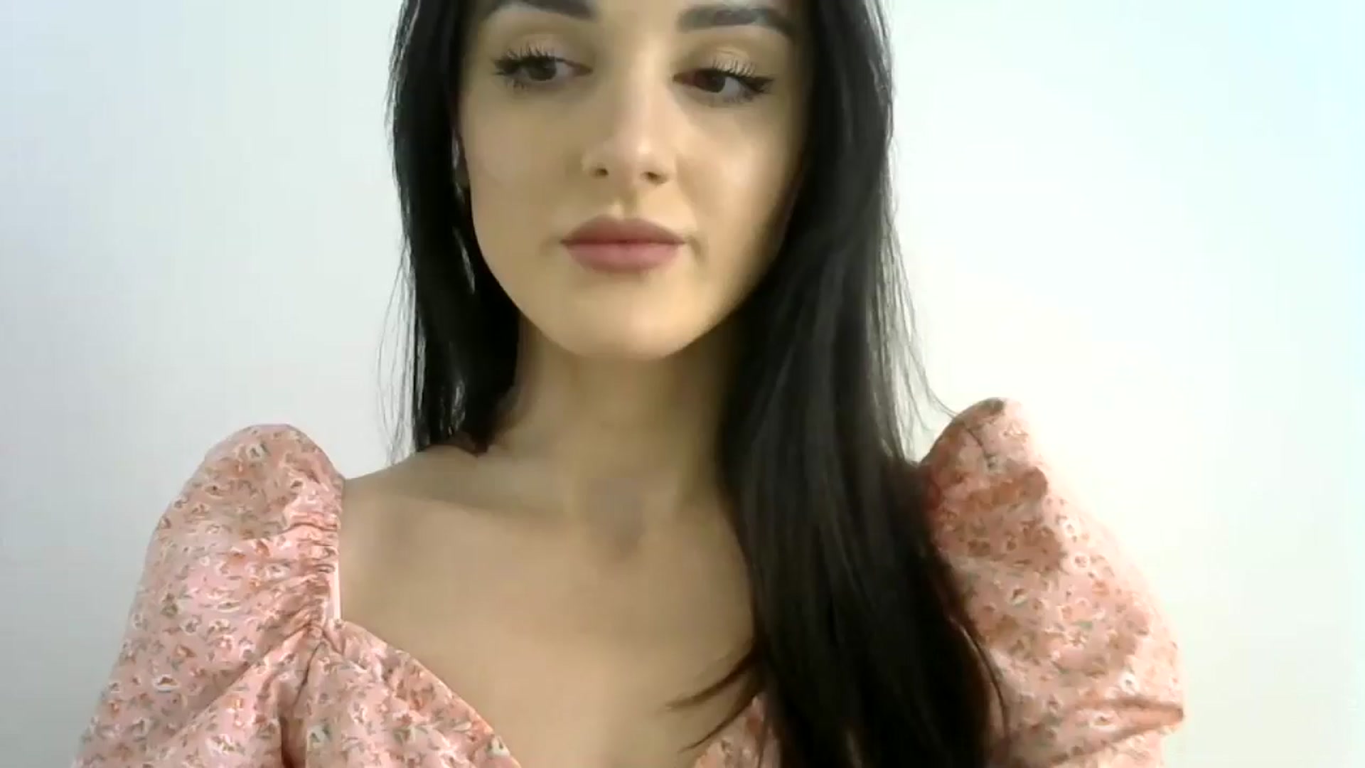 Gallery image thumbnail from DreamyKitty69's myfreecams stream on, 05/29/2024, 10:37 image 1 of 20