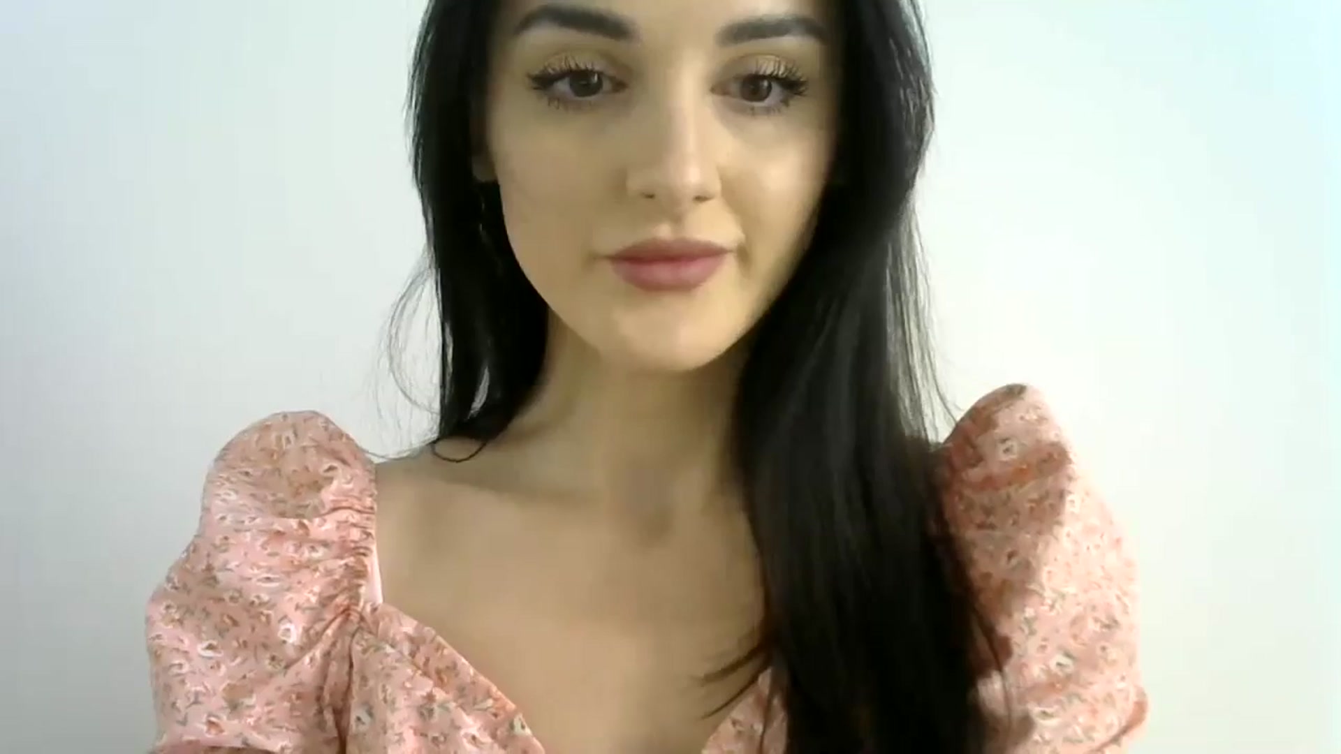Gallery image thumbnail from DreamyKitty69's myfreecams stream on, 05/29/2024, 10:37 image 2 of 20