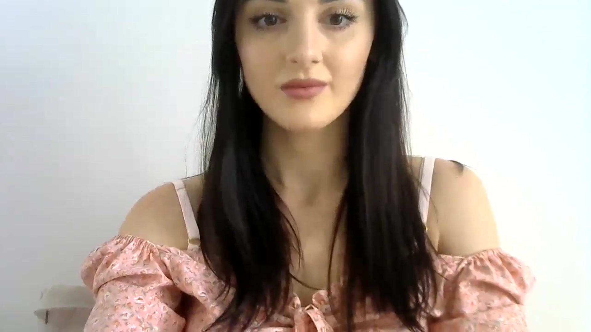 Gallery image thumbnail from DreamyKitty69's myfreecams stream on, 05/29/2024, 11:13 image 19 of 20