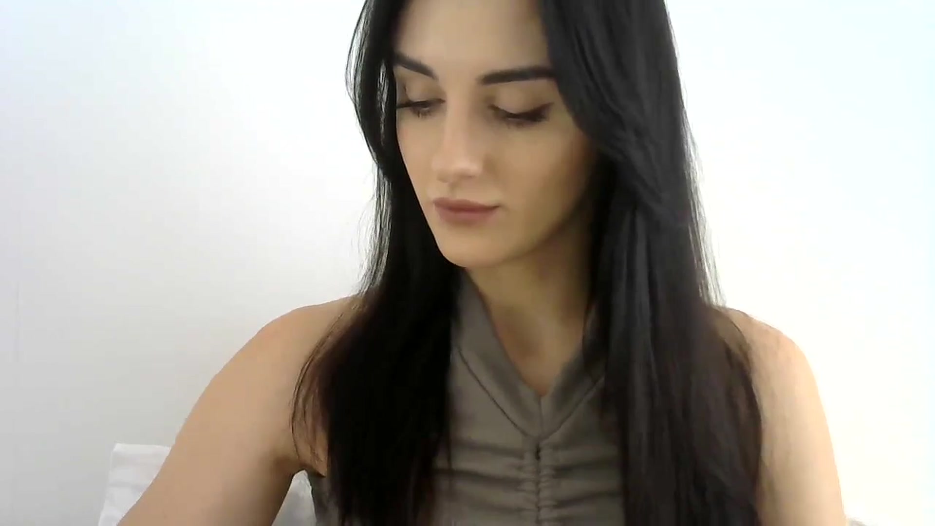 Gallery image thumbnail from DreamyKitty69's myfreecams stream on, 06/18/2024, 12:07 image 2 of 20